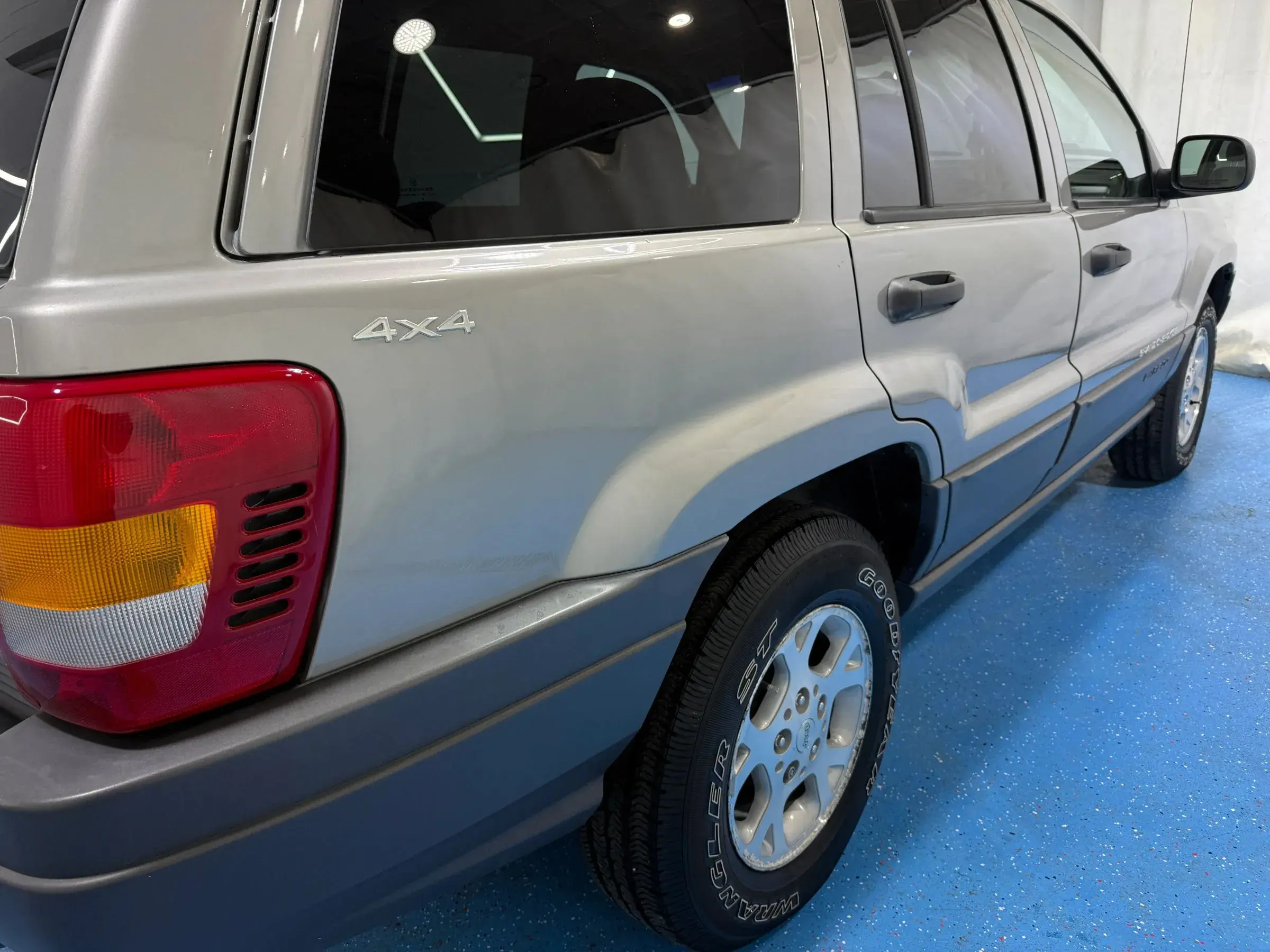 40k-Mile 2001 Jeep Grand Cherokee
