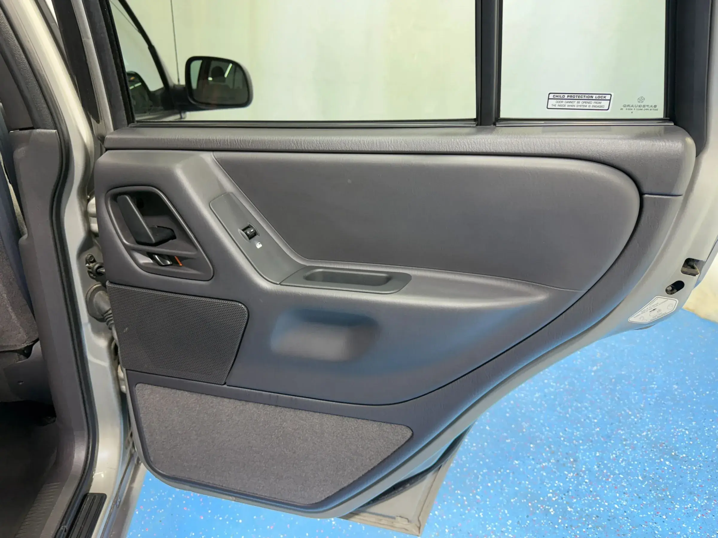 40k-Mile 2001 Jeep Grand Cherokee