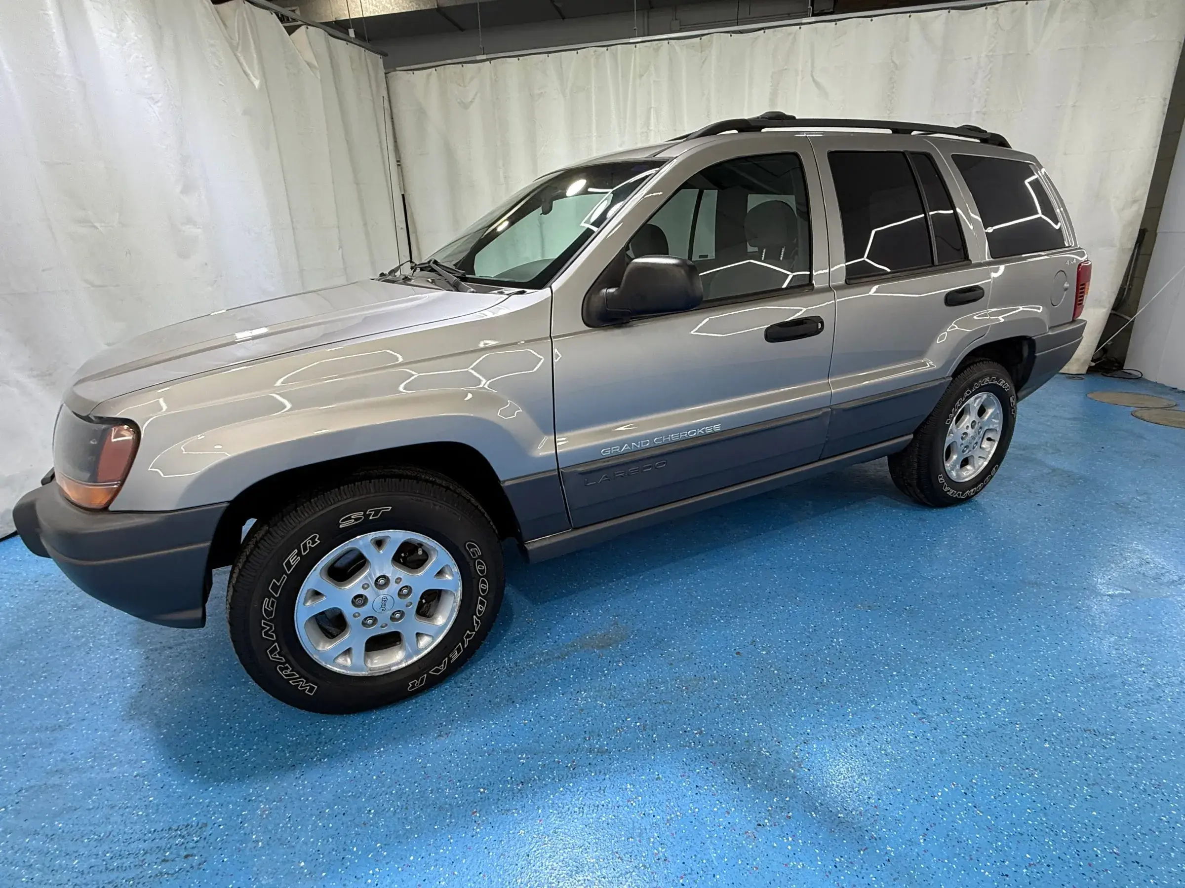 40k-Mile 2001 Jeep Grand Cherokee