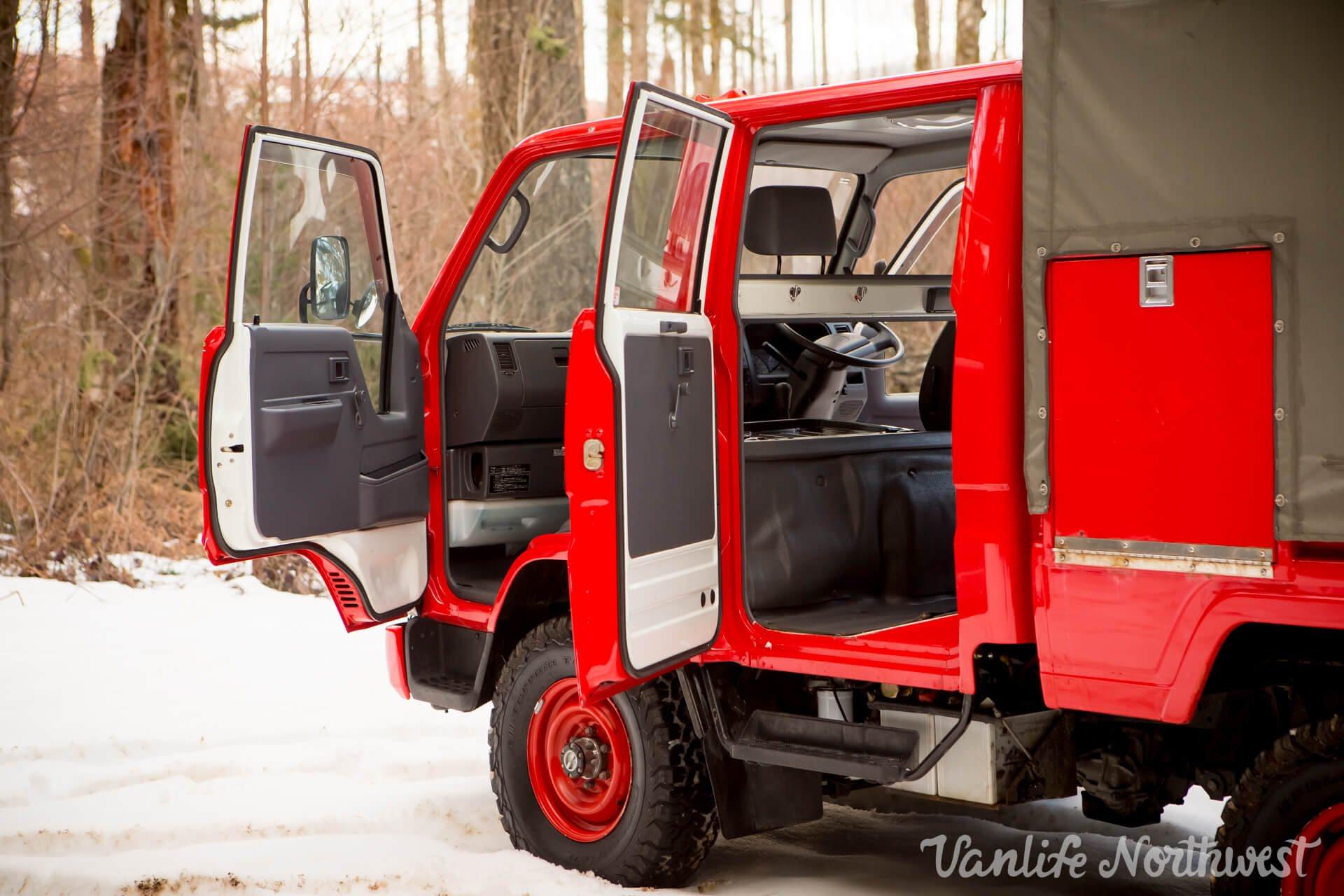 1996 Toyota HiAce Double-Cab Fire Truck