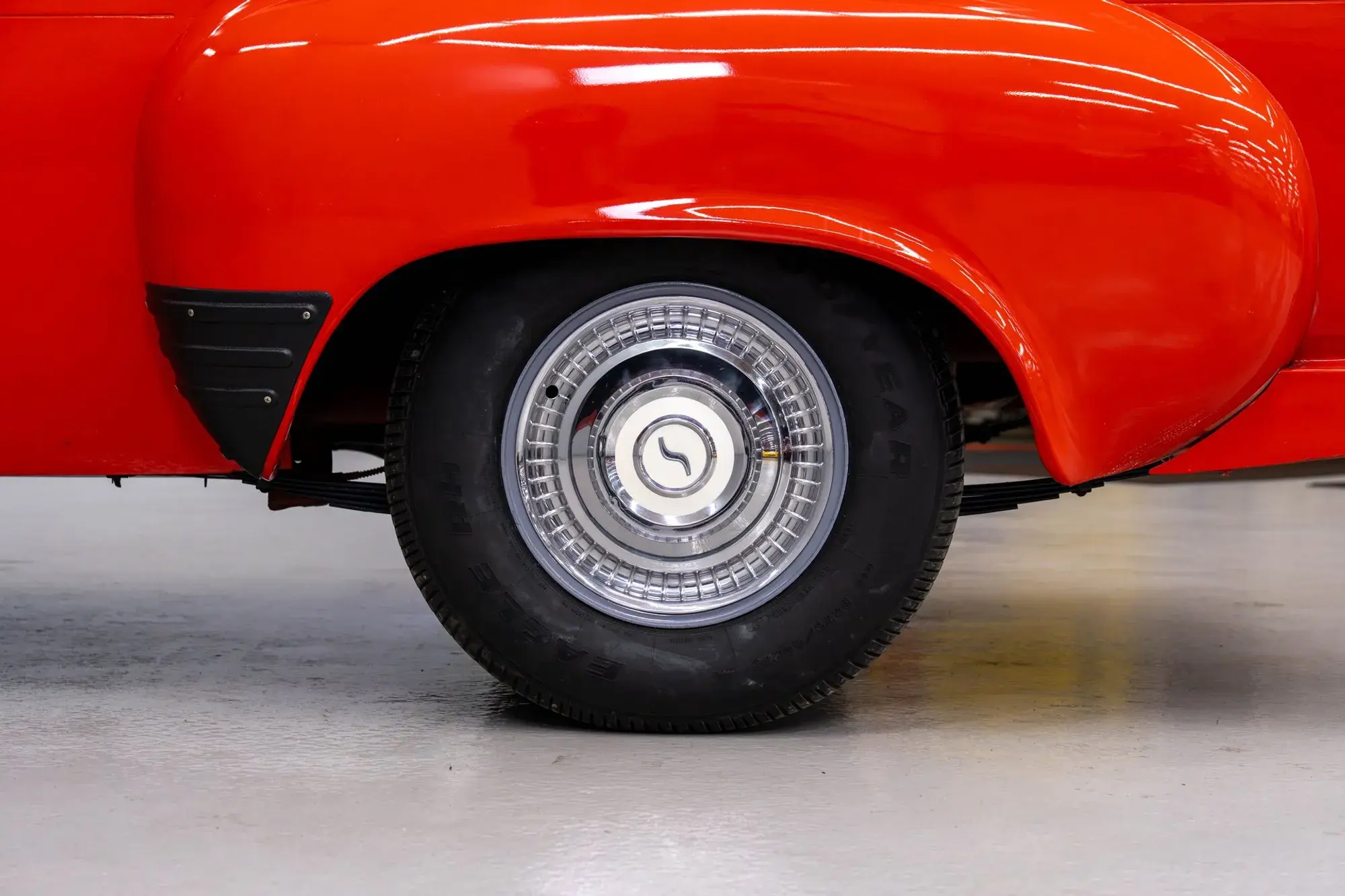 1952 Studebaker 2R5 Cargo Truck