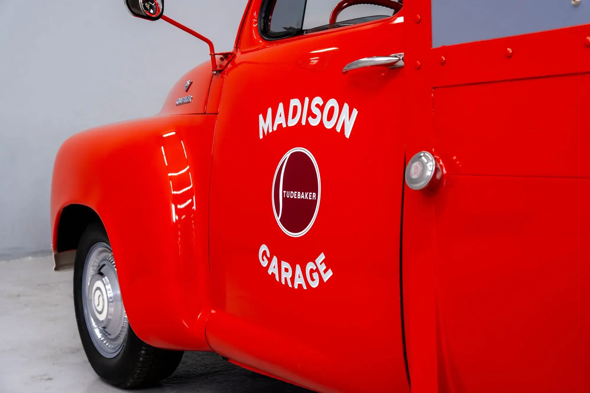 1952 Studebaker 2R5 Cargo Truck