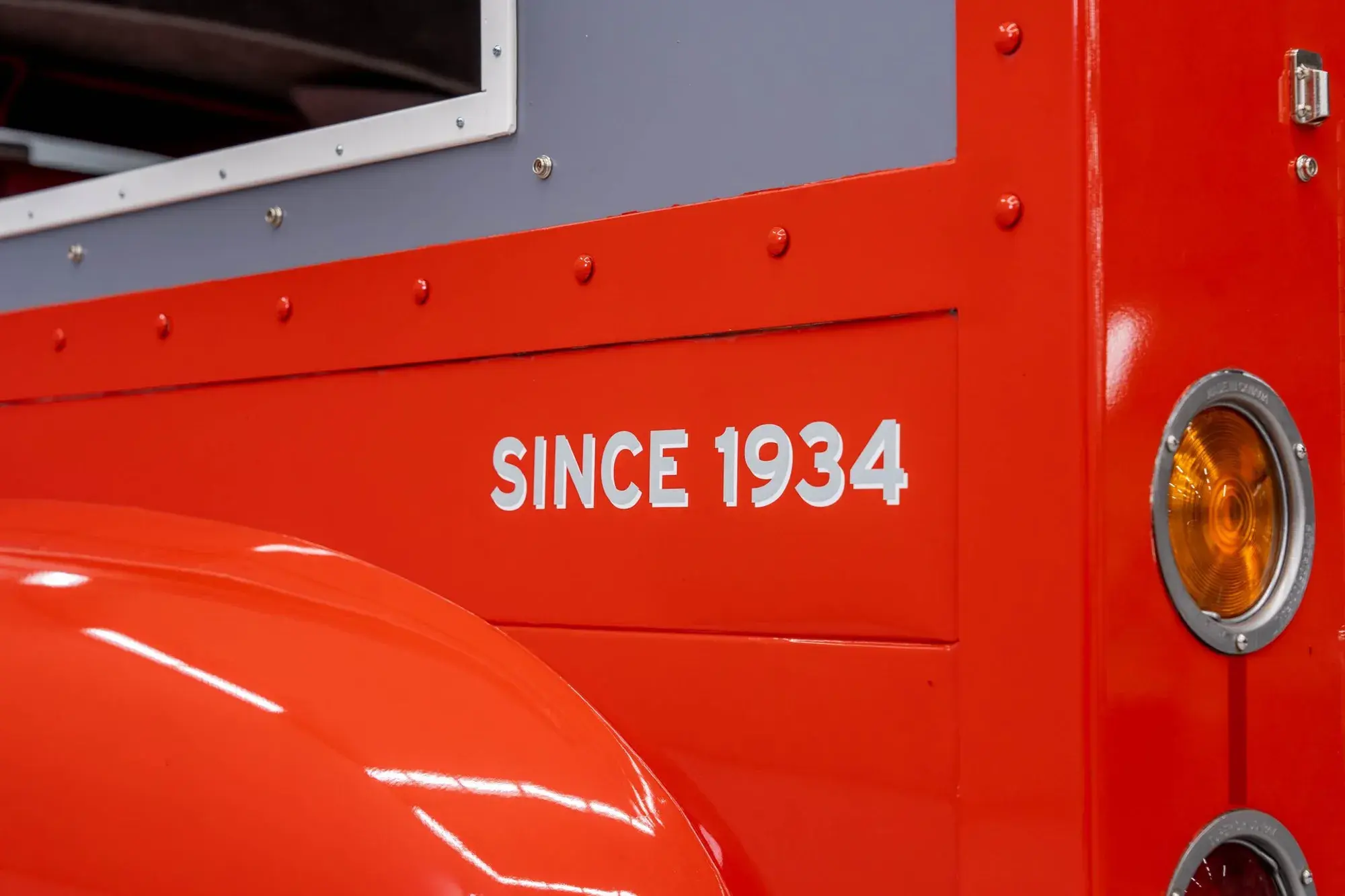 1952 Studebaker 2R5 Cargo Truck