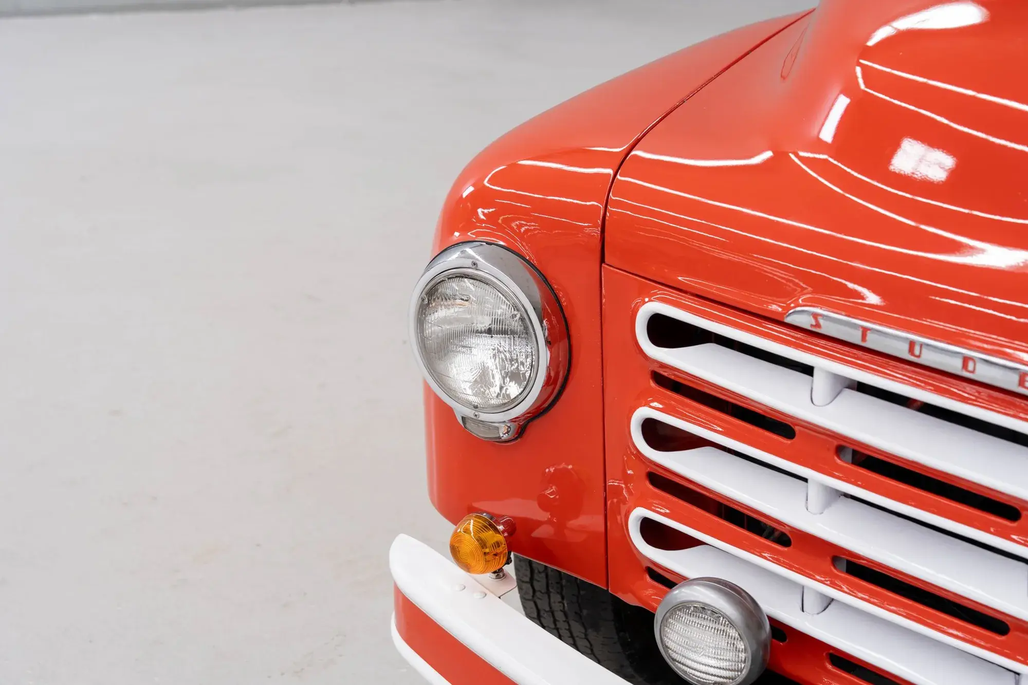 1952 Studebaker 2R5 Cargo Truck