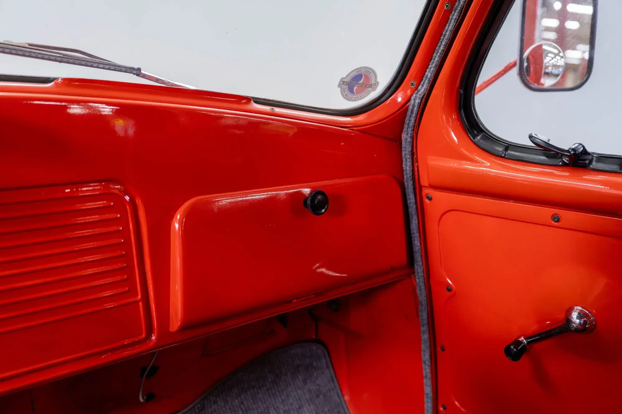 1952 Studebaker 2R5 Cargo Truck