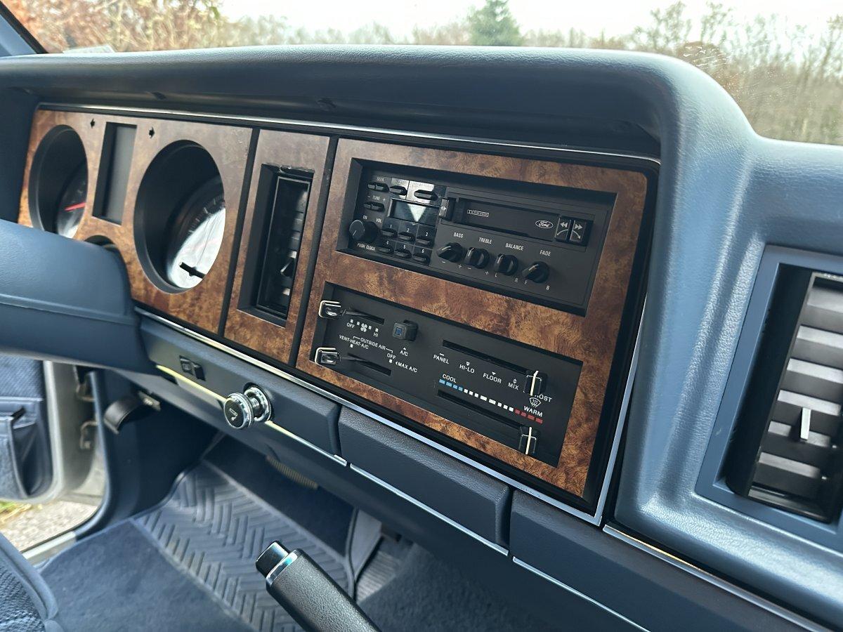 29k-Mile 1988 Ford Bronco II XLT 4×4