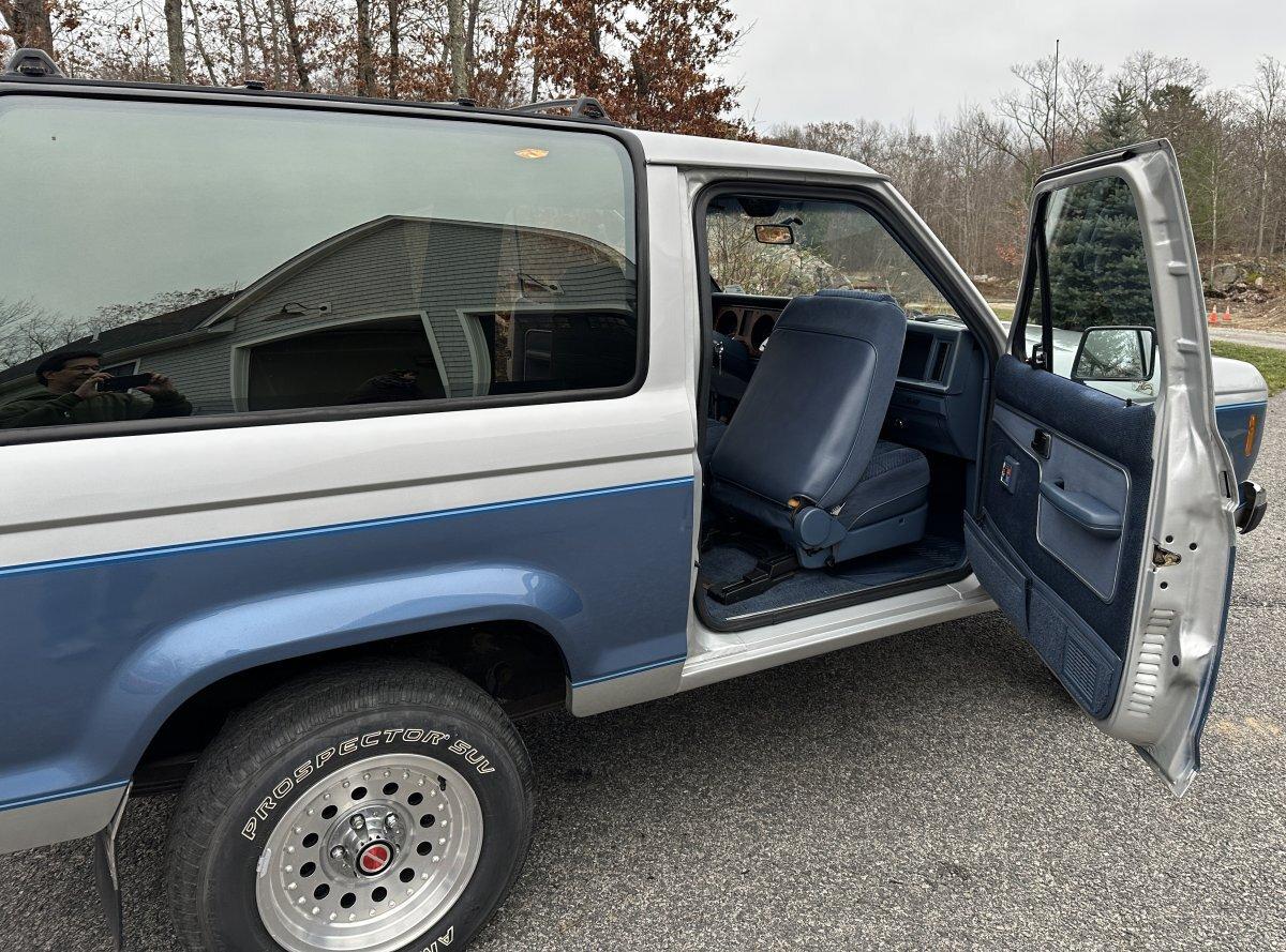 29k-Mile 1988 Ford Bronco II XLT 4×4