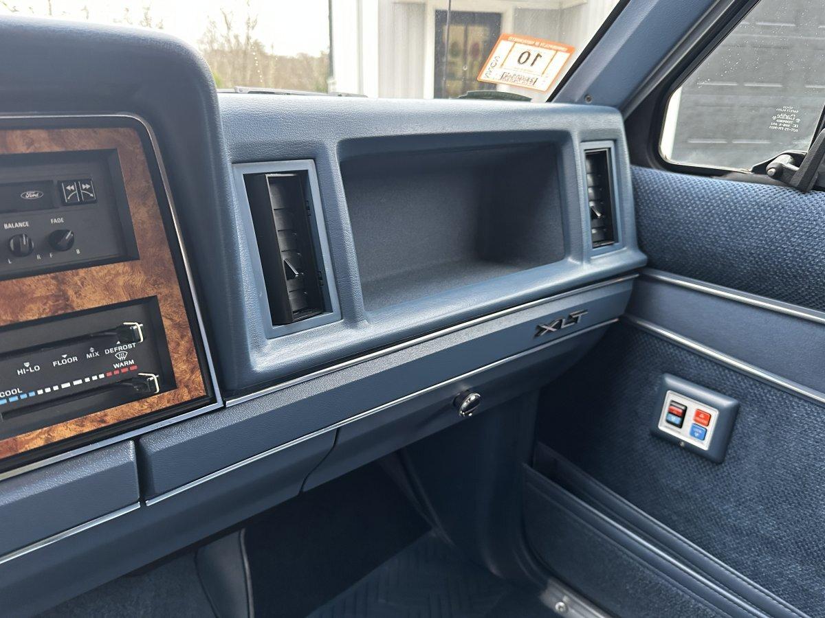29k-Mile 1988 Ford Bronco II XLT 4×4