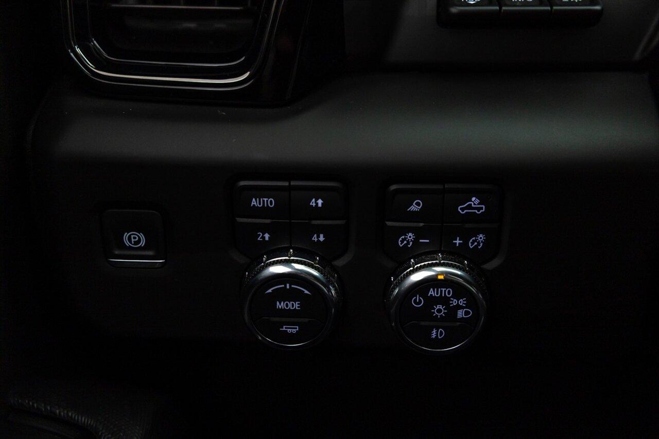 2025 GMC Sierra 2500HD AT4X