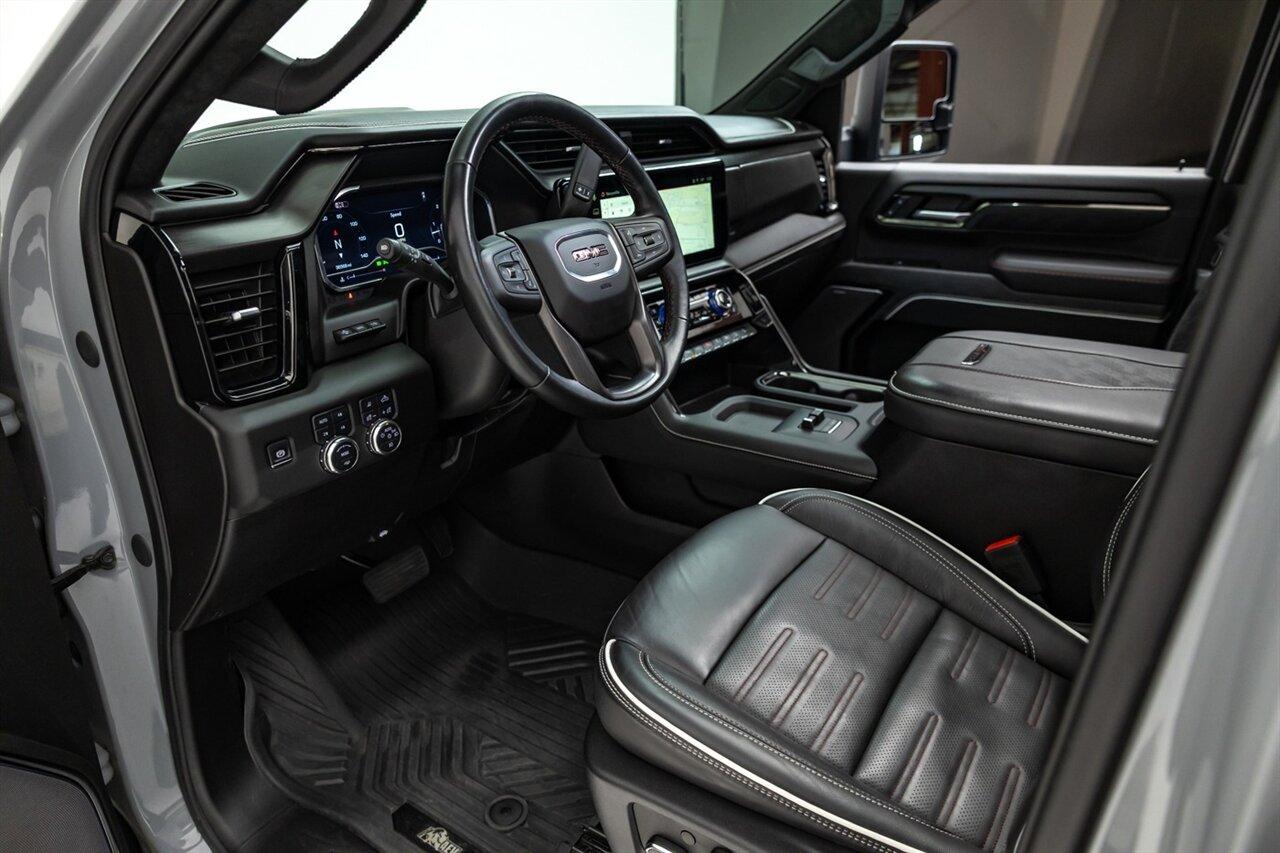 2025 GMC Sierra 2500HD AT4X