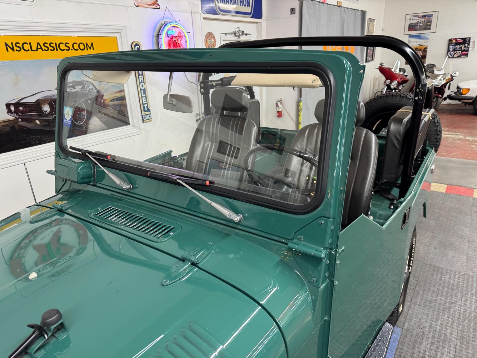 1976 Toyota Land Cruiser FJ40