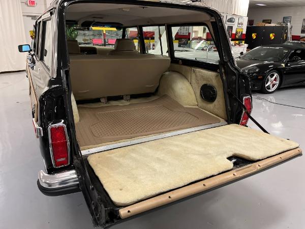 1990 Jeep Grand Wagoneer