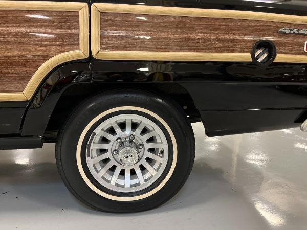 1990 Jeep Grand Wagoneer
