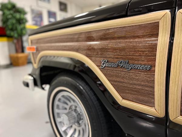 1990 Jeep Grand Wagoneer