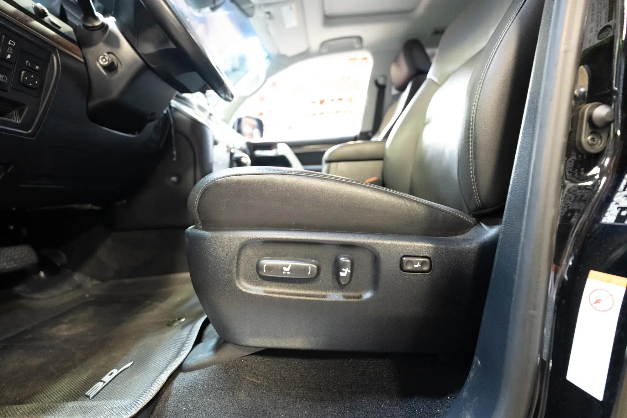 2019 Toyota Land Cruiser