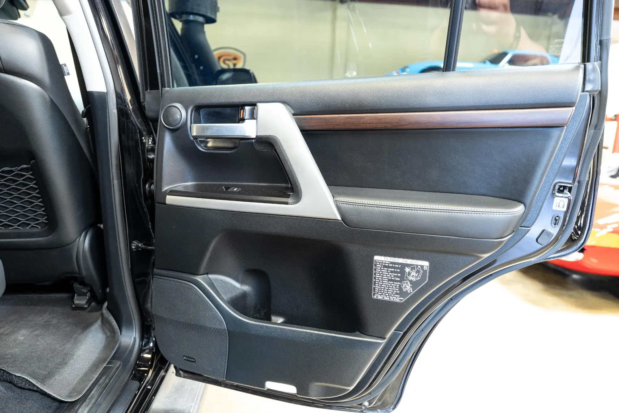 2019 Toyota Land Cruiser