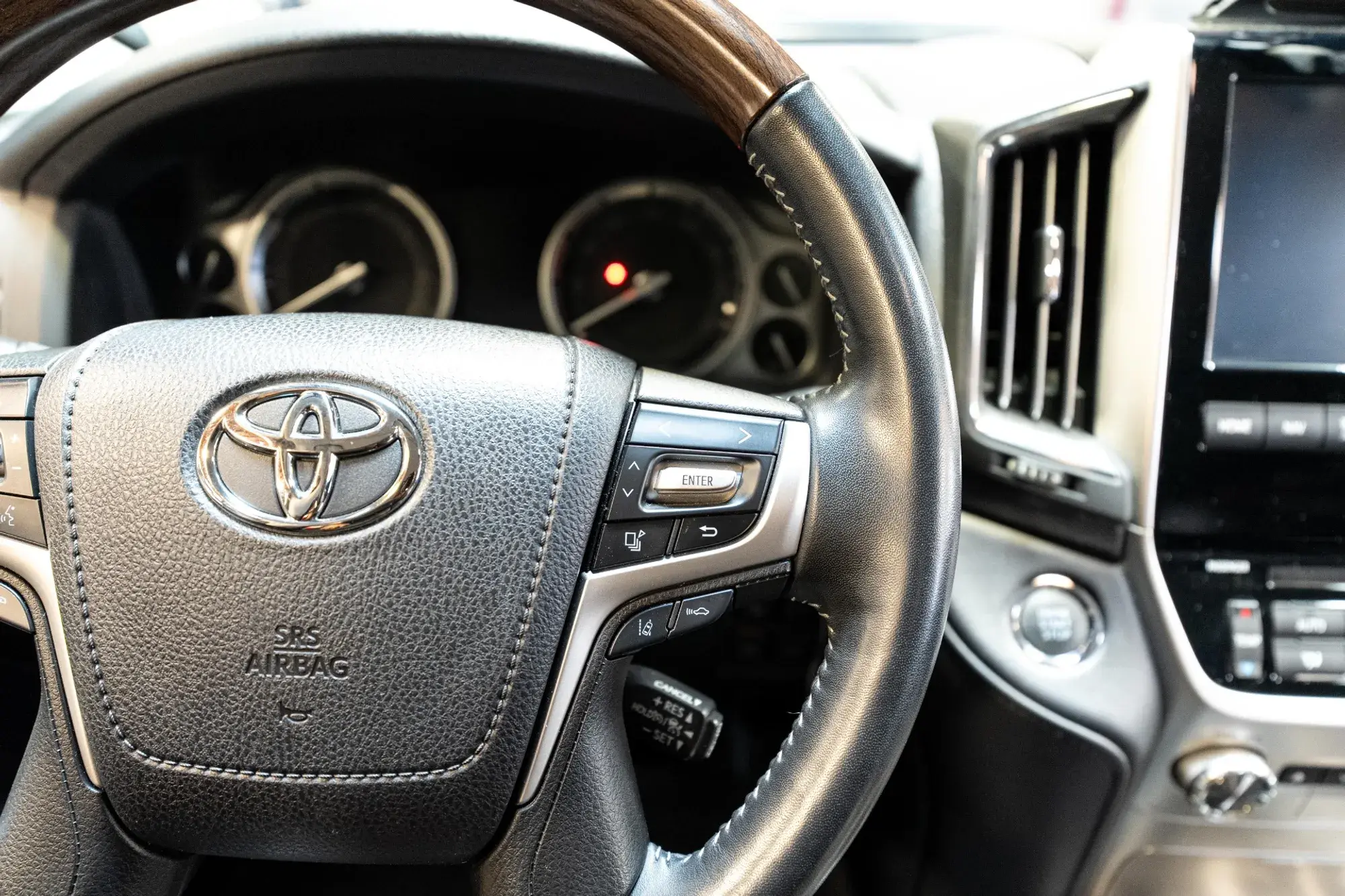 2019 Toyota Land Cruiser