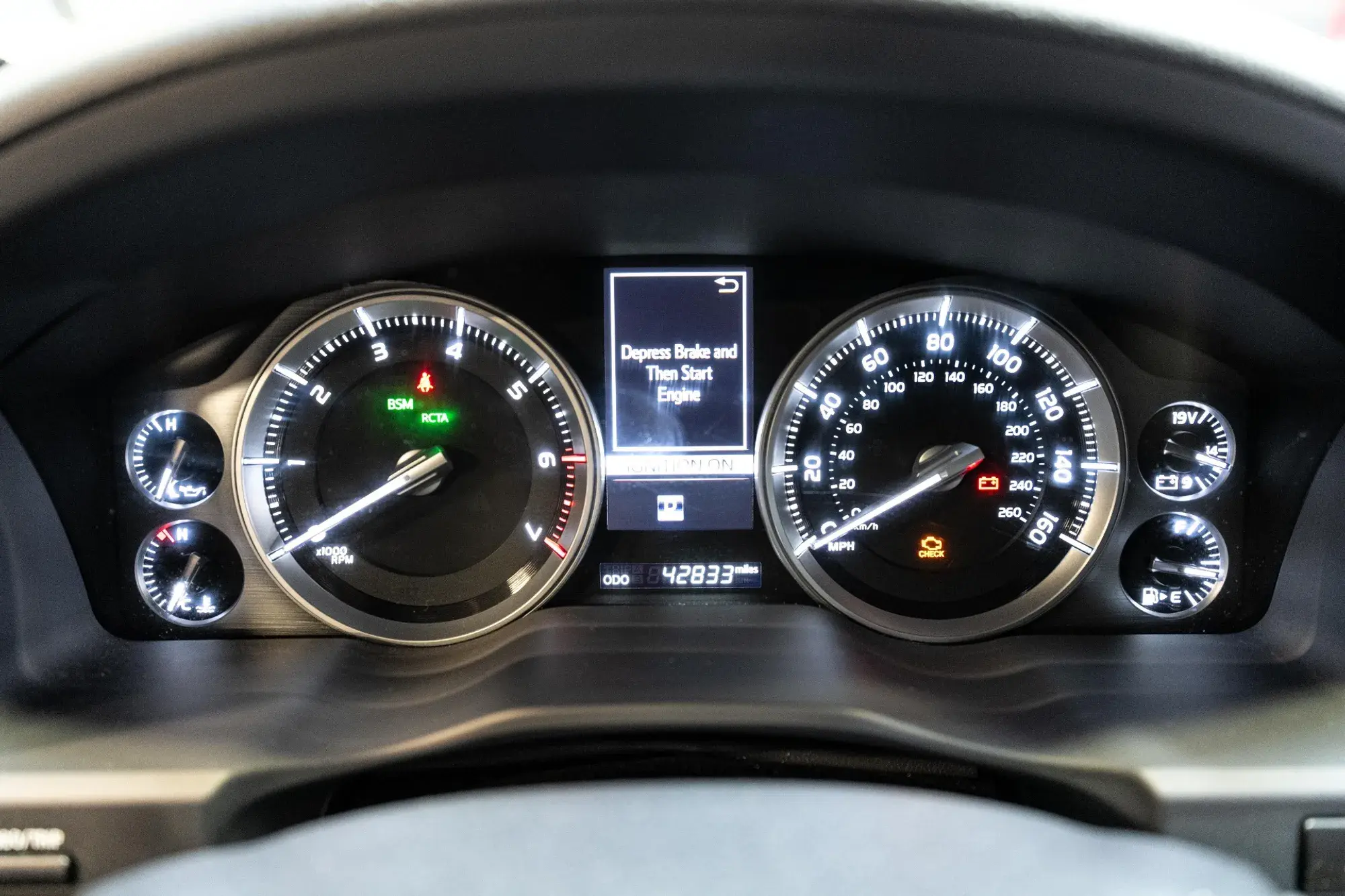 2019 Toyota Land Cruiser