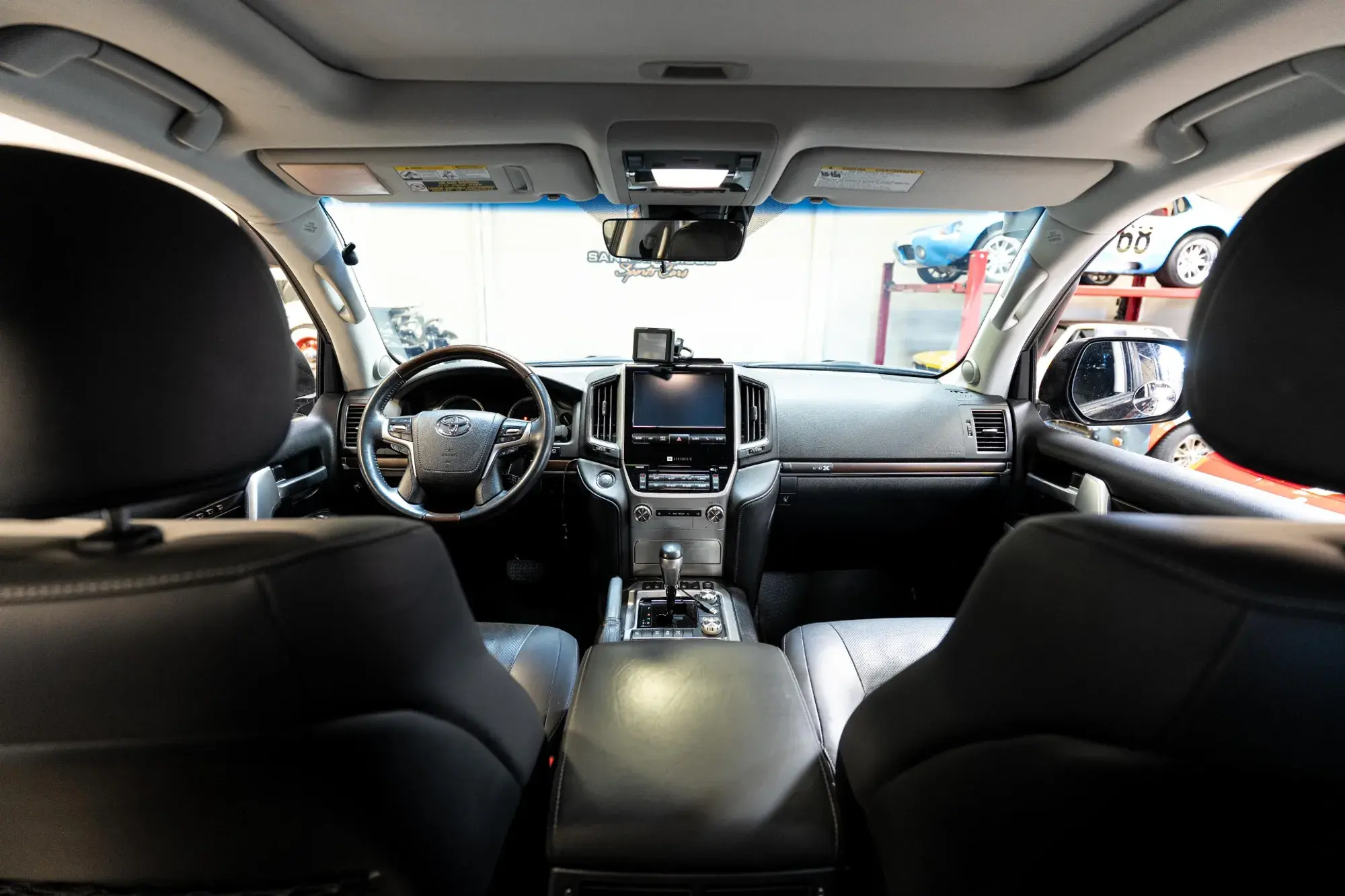 2019 Toyota Land Cruiser