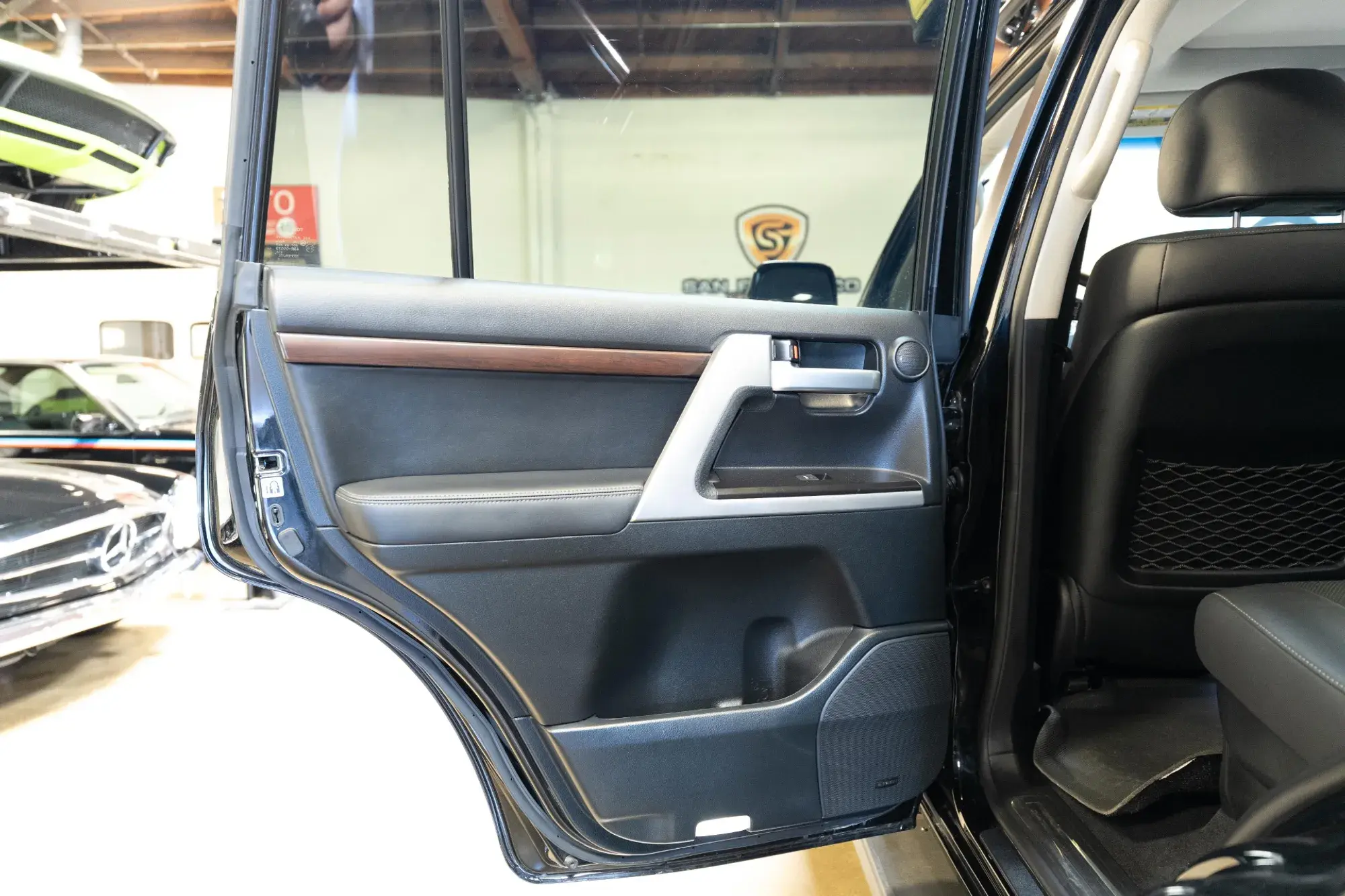 2019 Toyota Land Cruiser