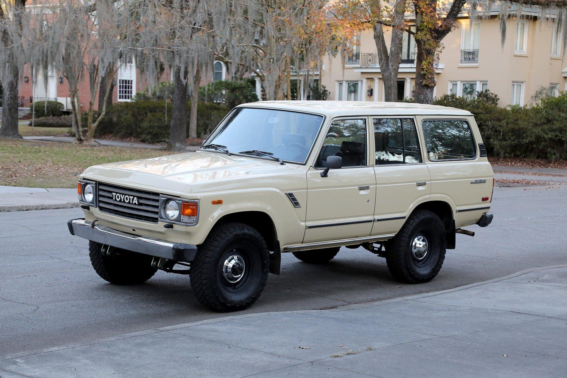 1985 Toyota Land Cruiser FJ60 - 5