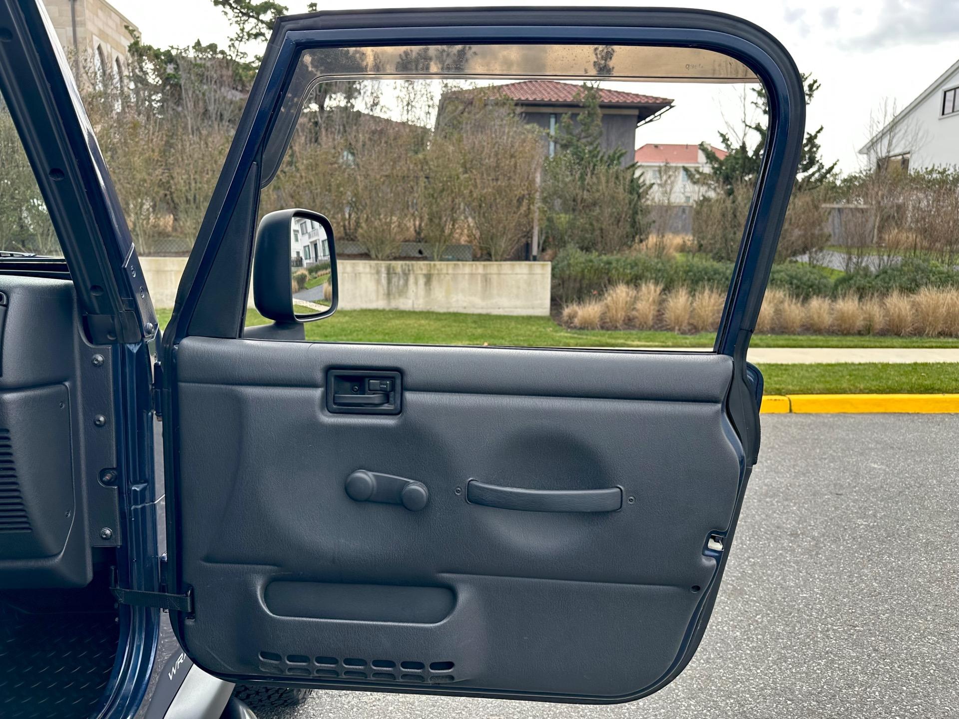 2003 Jeep Wrangler Sport - 5