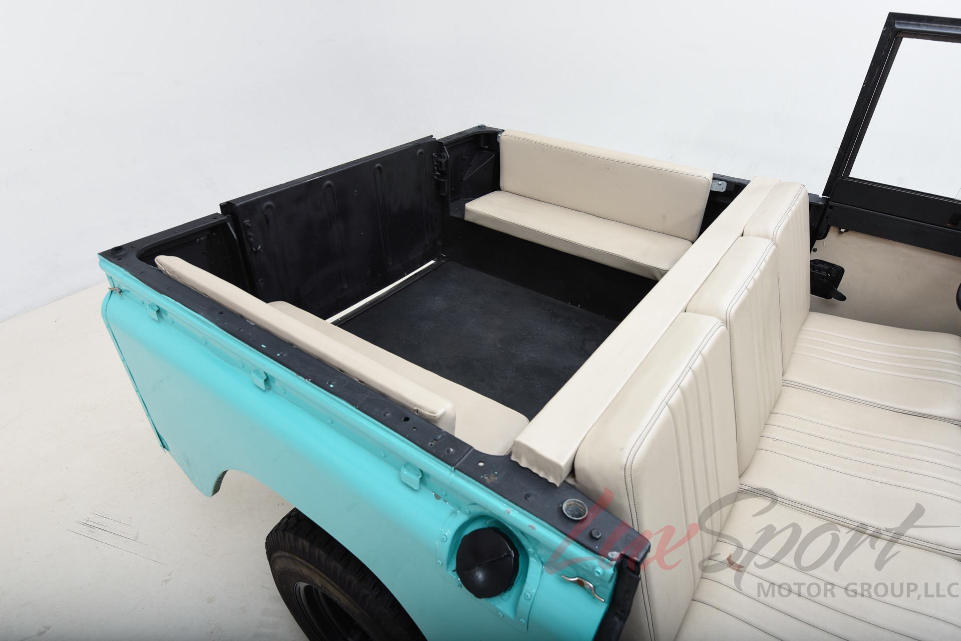 1967 Land Rover Series IIA