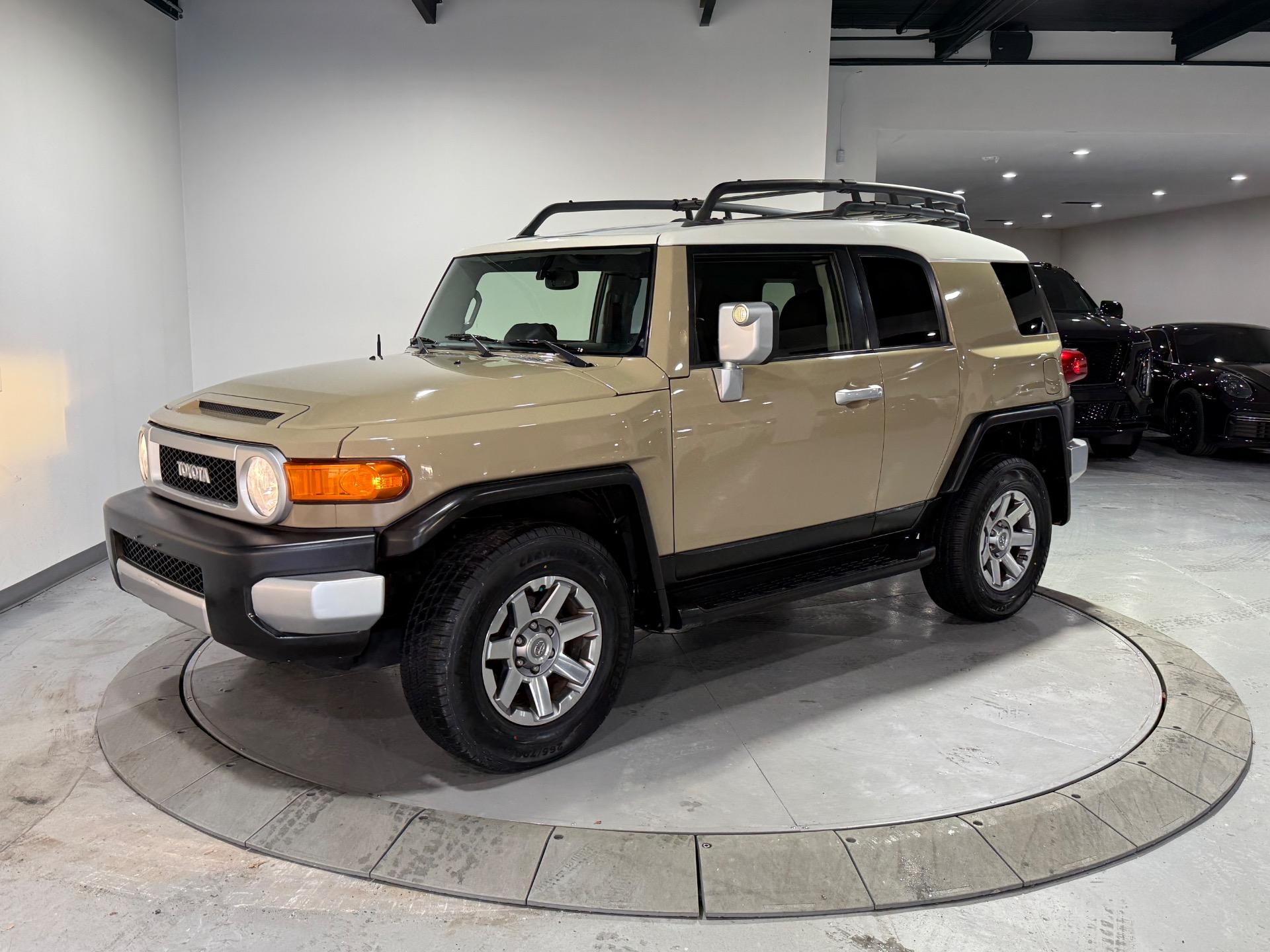2014 Toyota FJ Cruiser - 5