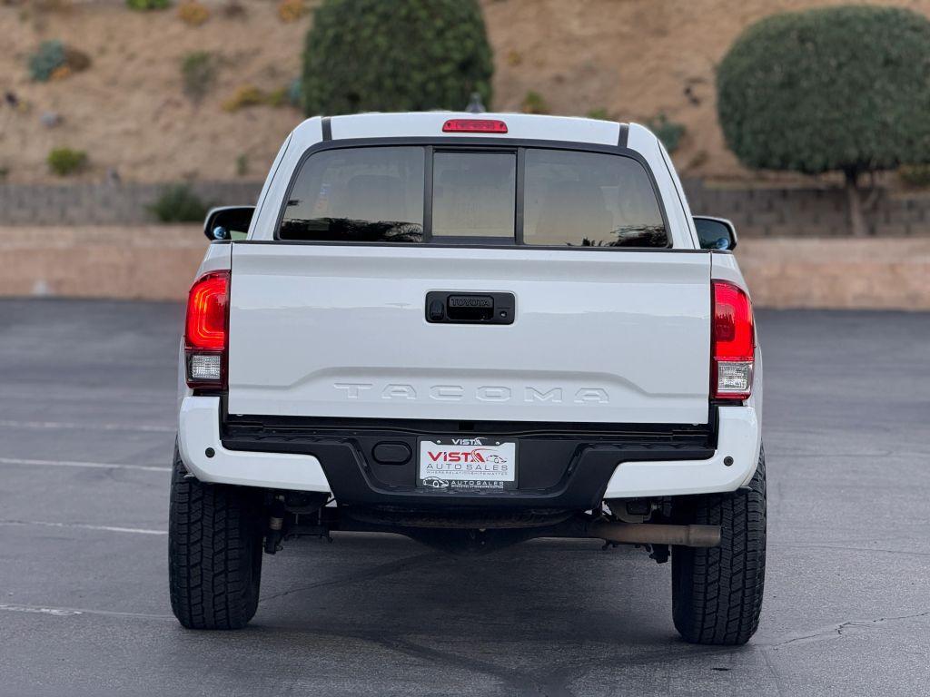 2022 Toyota Tacoma SR5 - 4