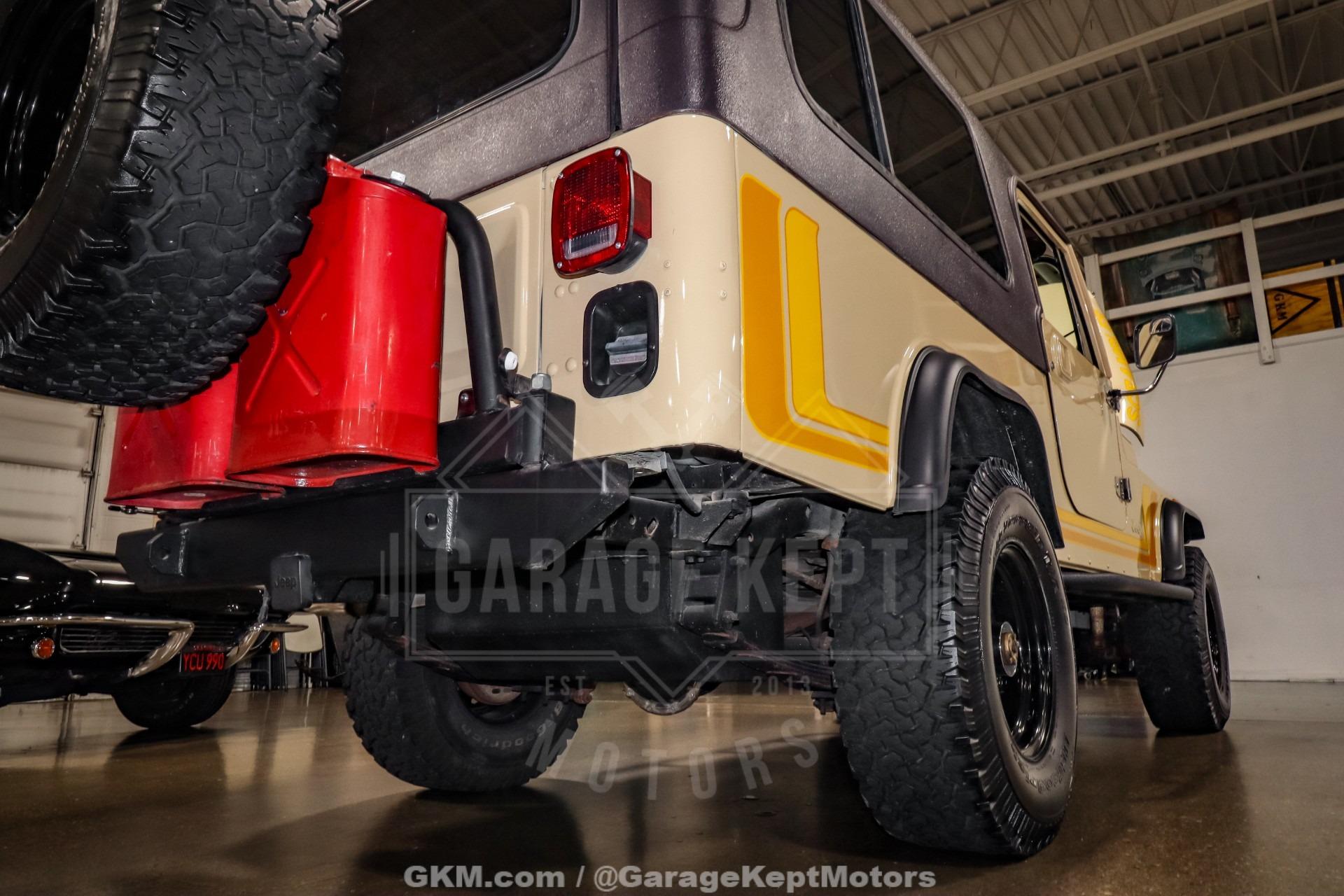 1982 Jeep CJ-8 Scrambler