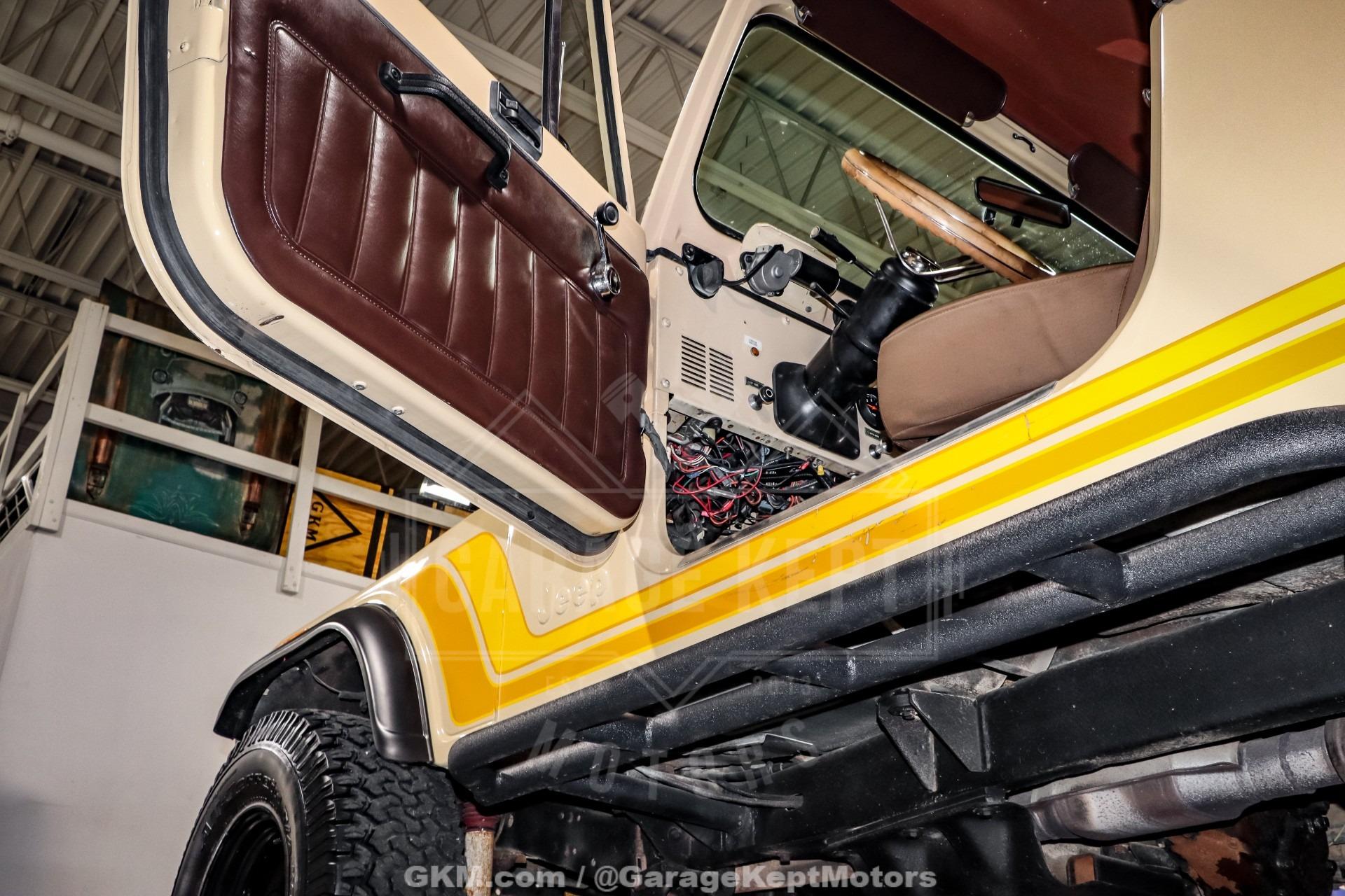 1982 Jeep CJ-8 Scrambler