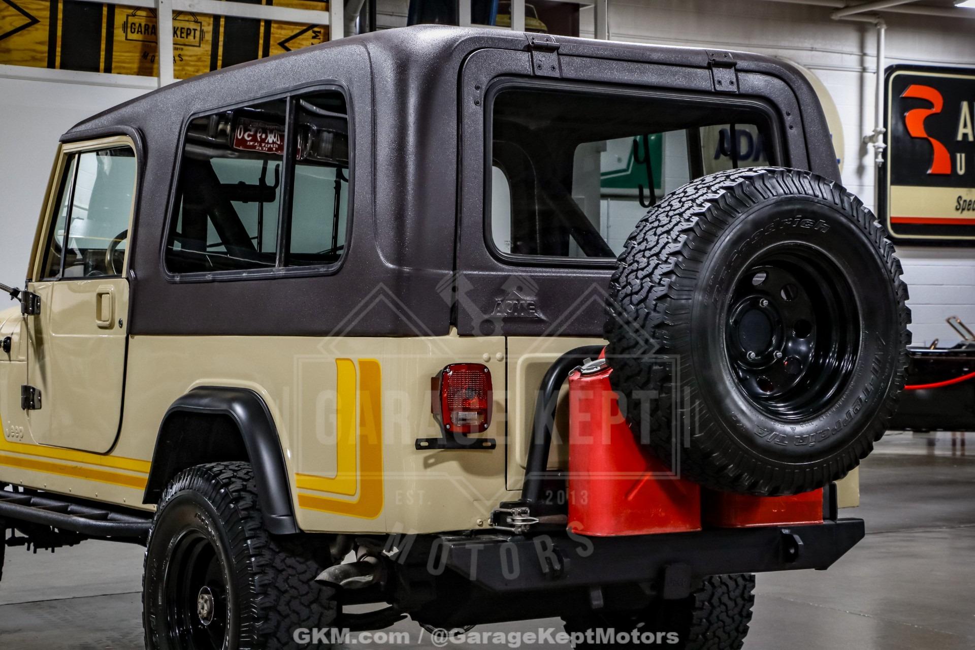 1982 Jeep CJ-8 Scrambler