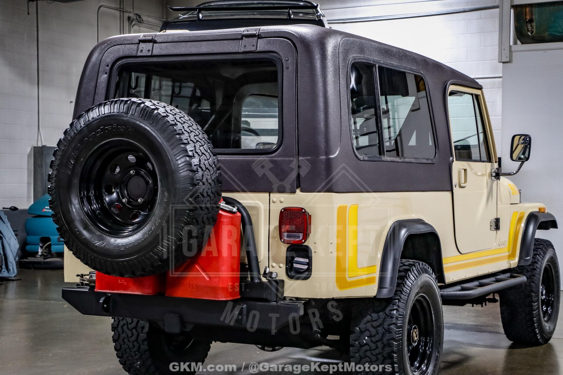 1982 Jeep CJ-8 Scrambler