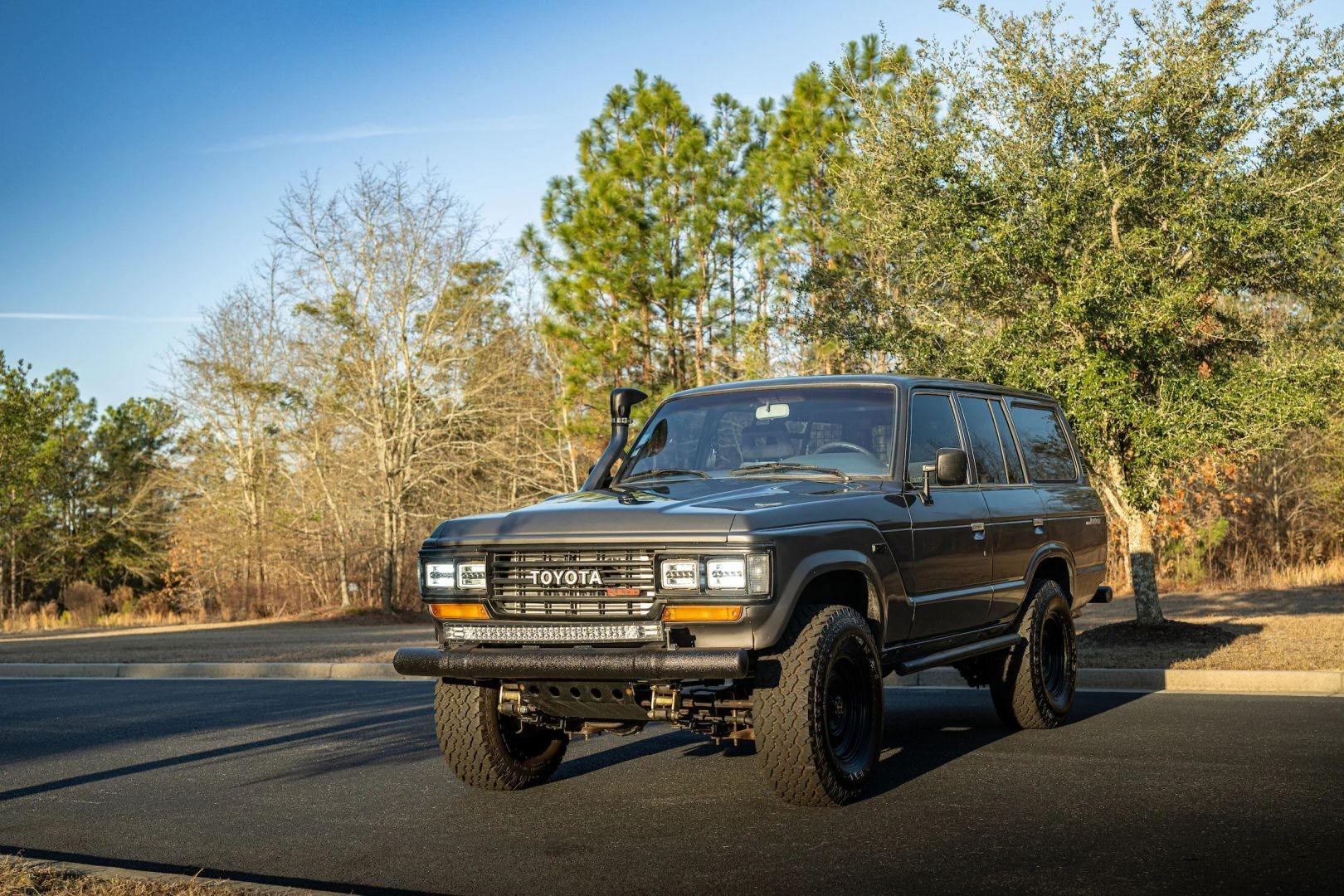 1988 Toyota Land Cruiser HJ61 - 4