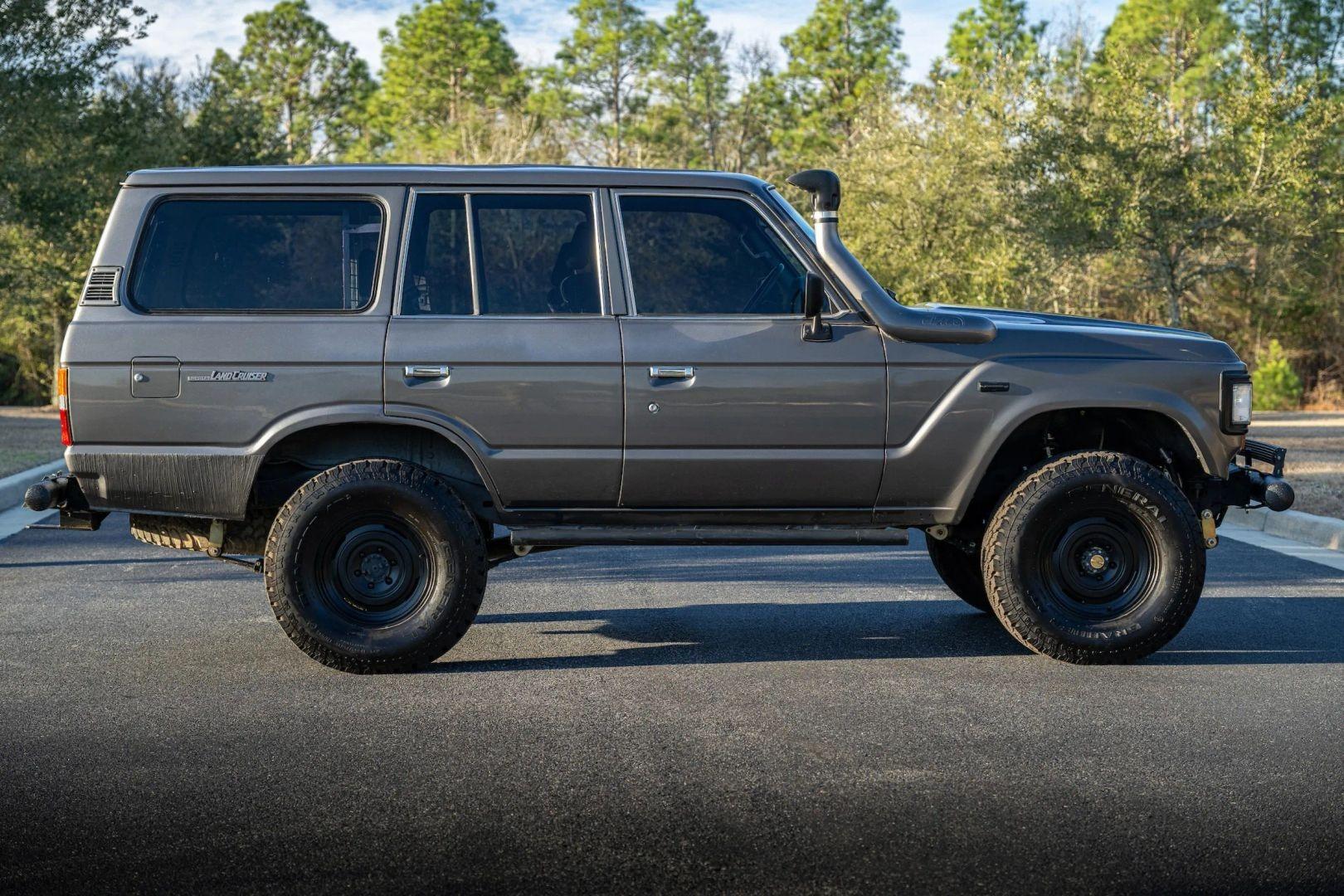 1988 Toyota Land Cruiser HJ61