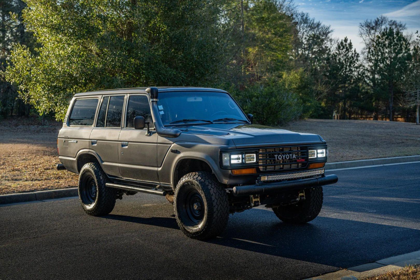 1988 Toyota Land Cruiser HJ61 - 2