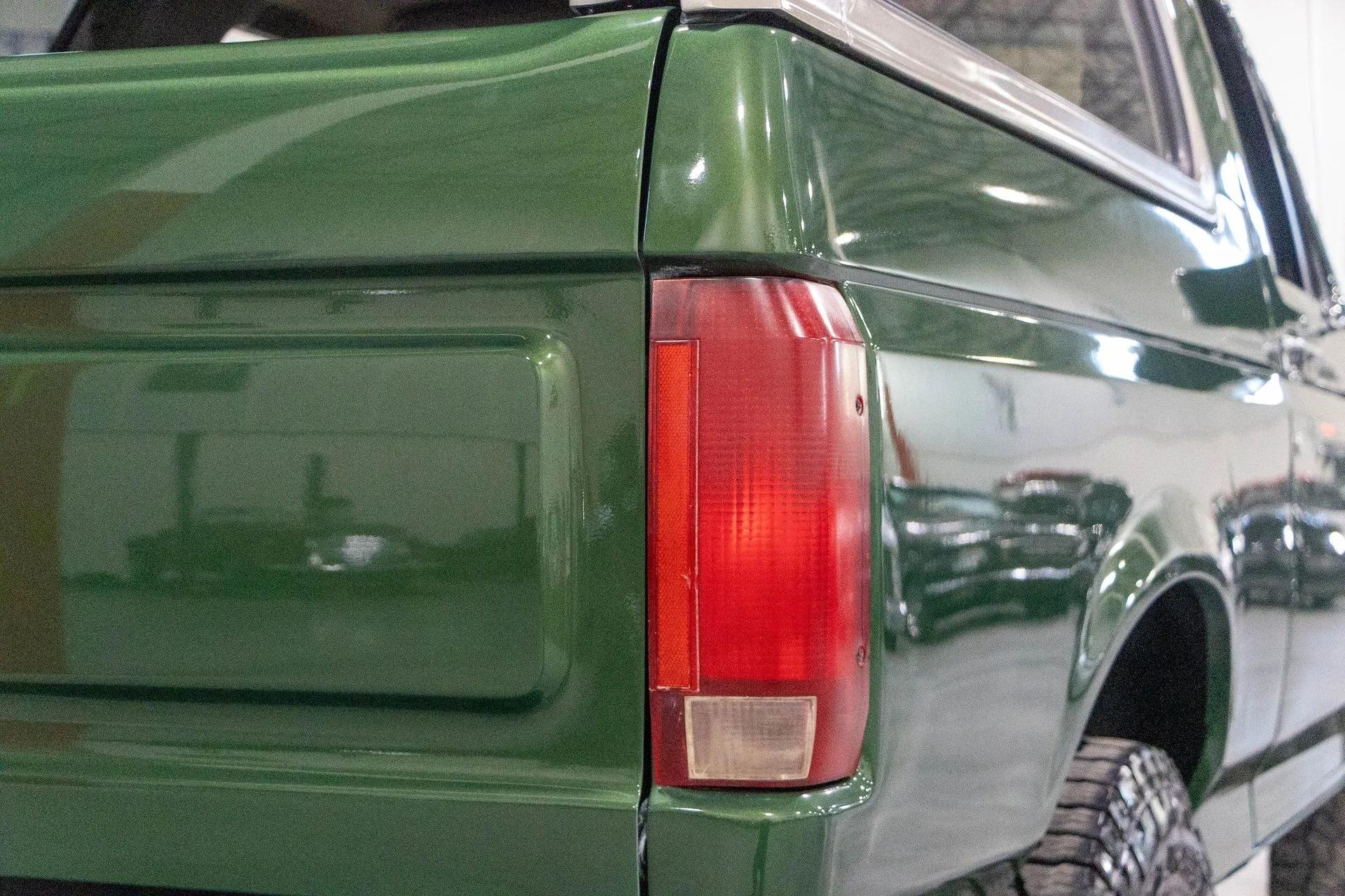 1995 Ford Bronco XLT