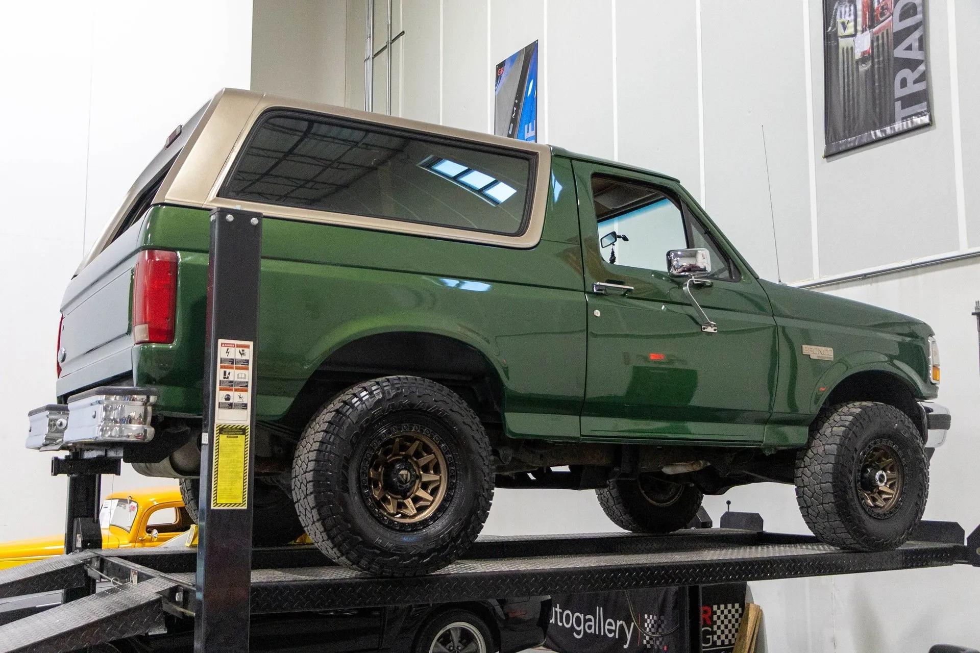 1995 Ford Bronco XLT