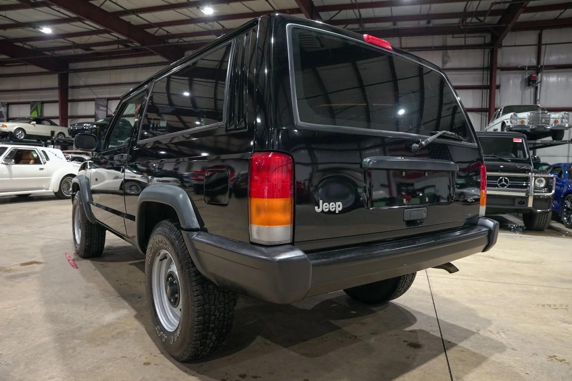 1998 Jeep Cherokee - 3