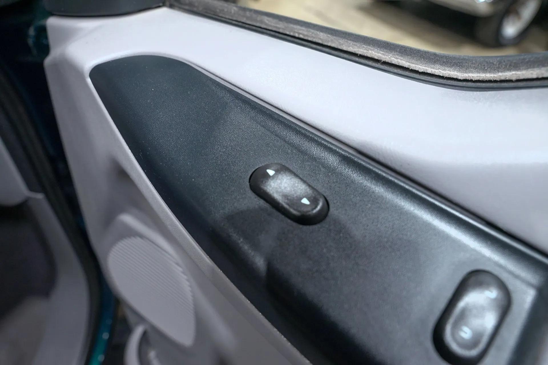 1999 Ford F-250 Super Duty XLT