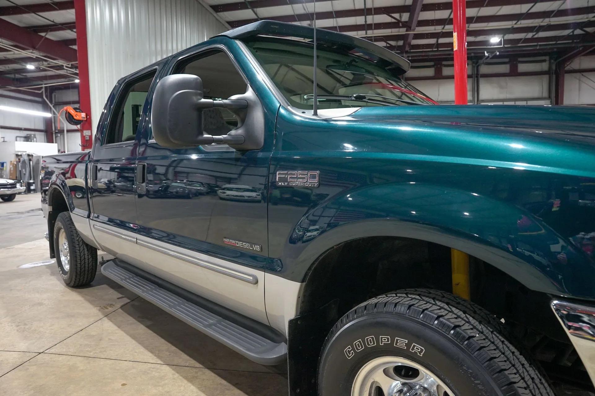 1999 Ford F-250 Super Duty XLT