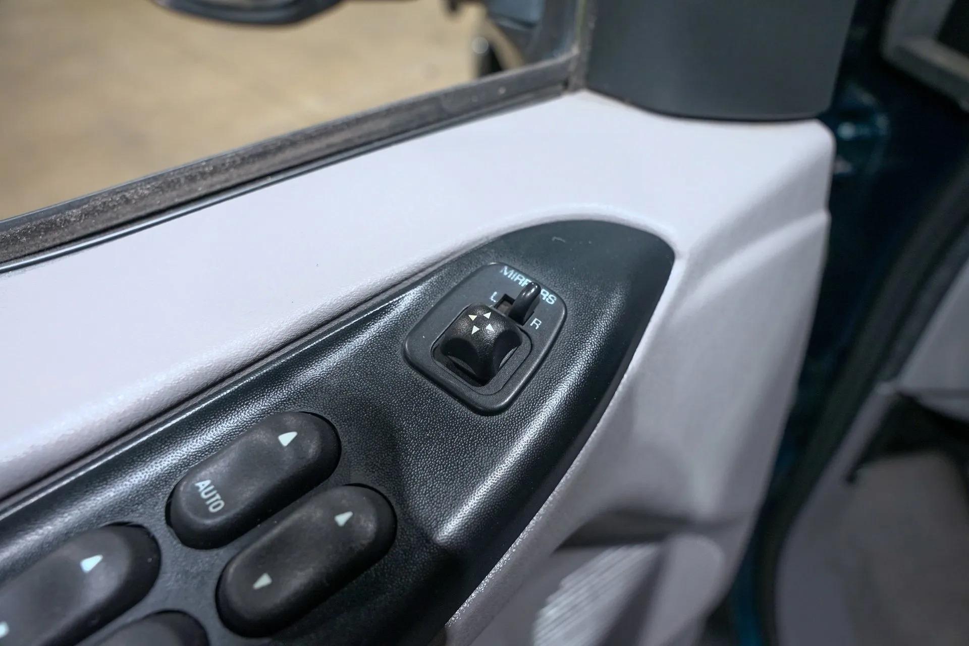 1999 Ford F-250 Super Duty XLT