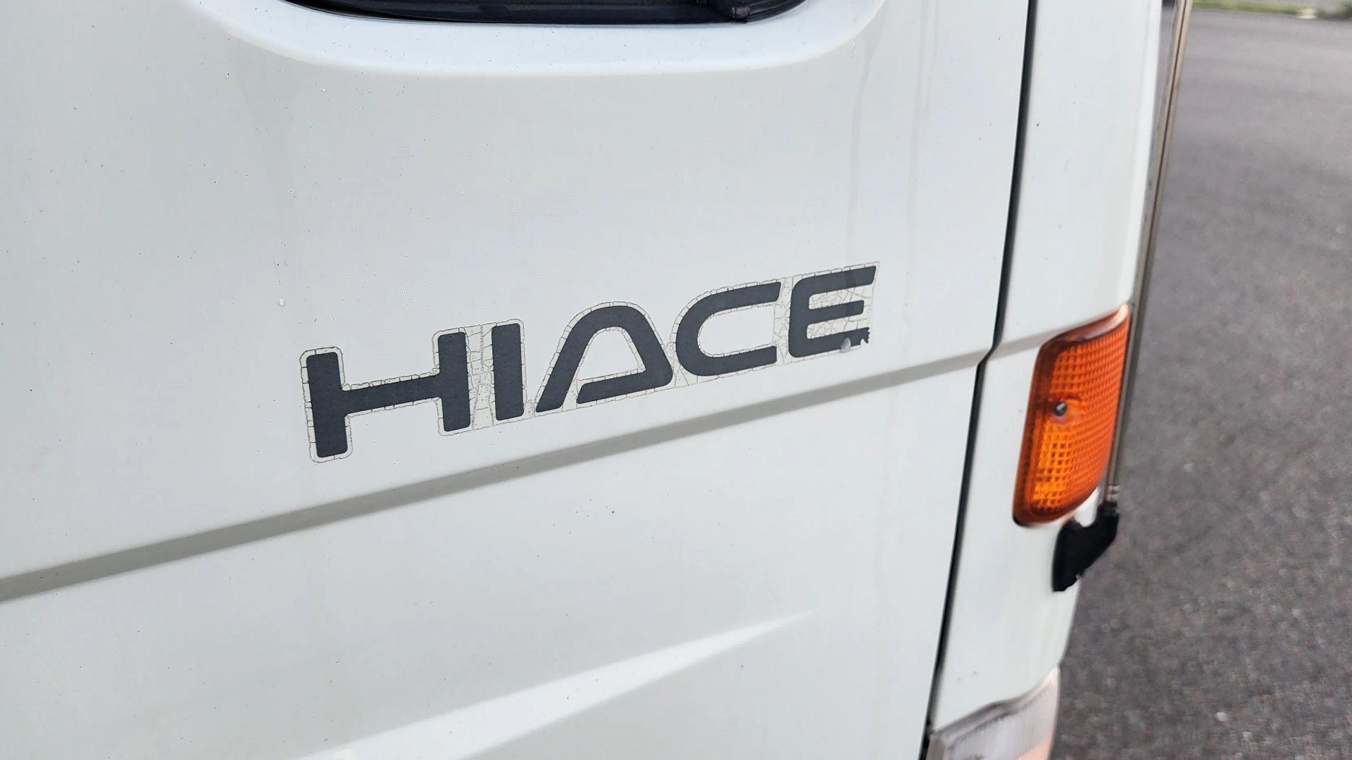 1996 Toyota HiAce Alimo (LY151)