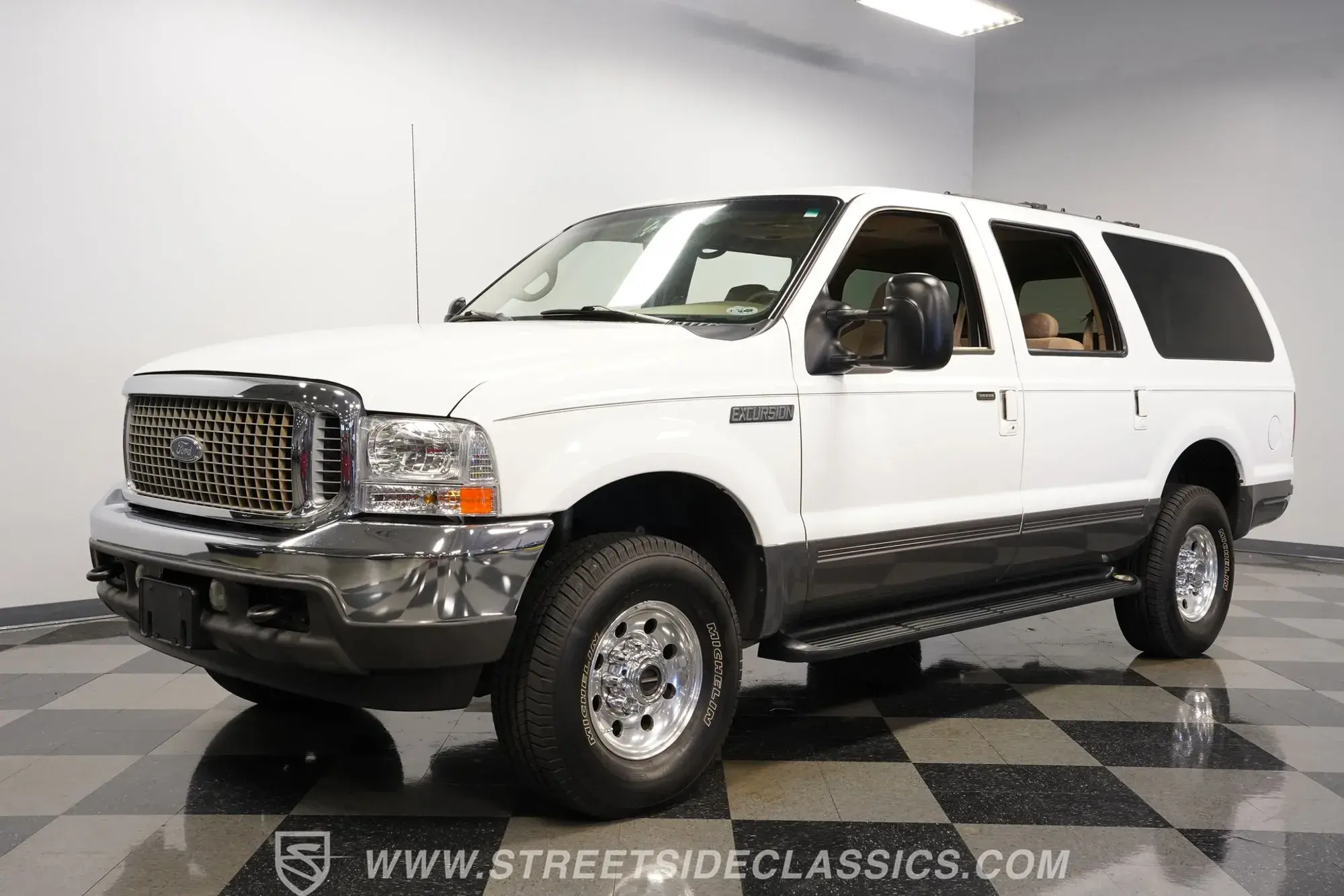 Ford Excursion