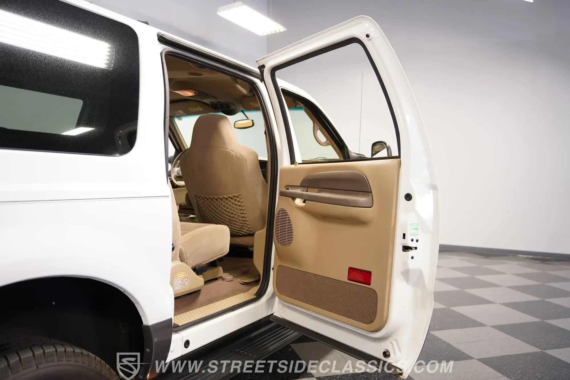 2002 Ford Excursion XLT 4×4