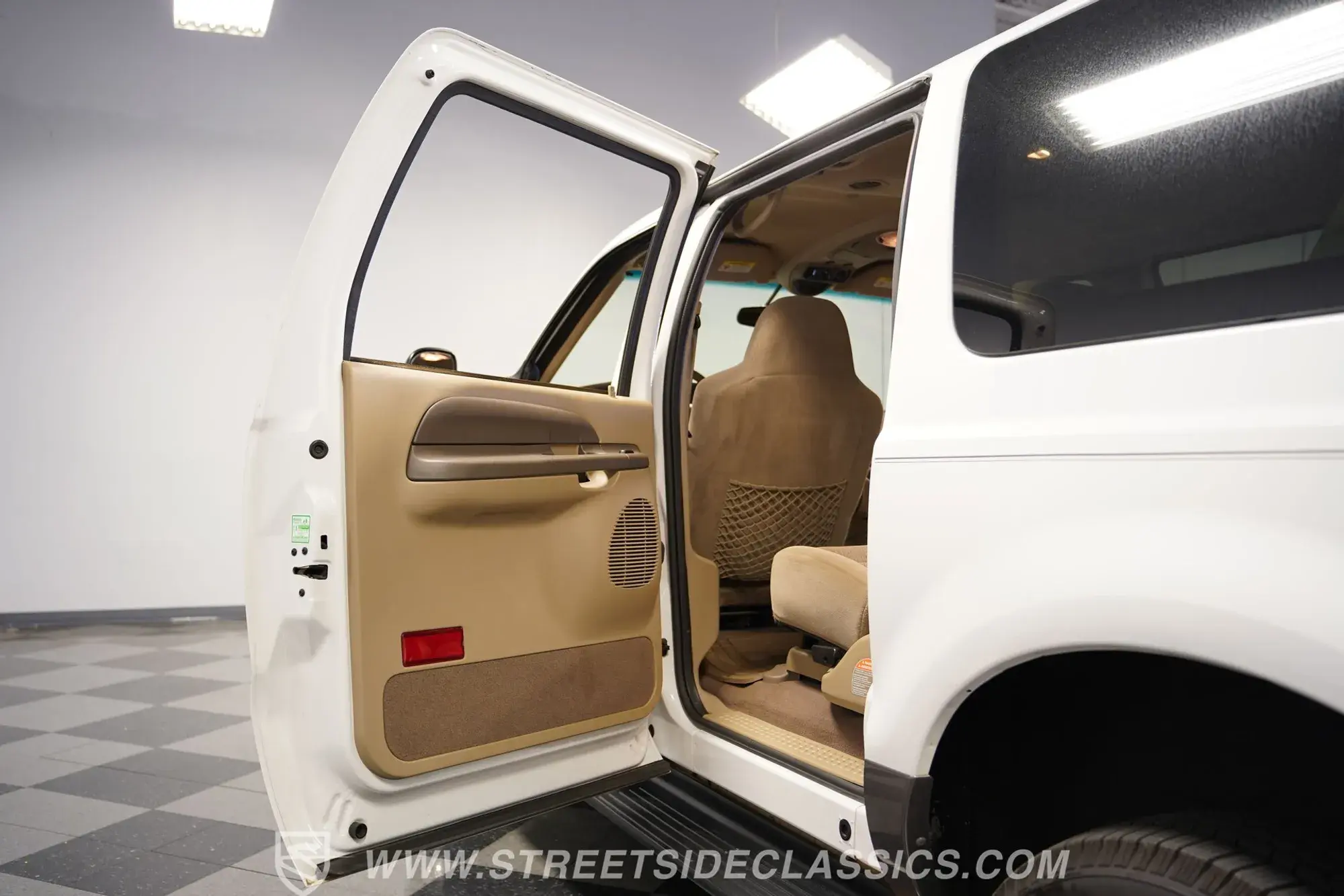 2002 Ford Excursion XLT 4×4