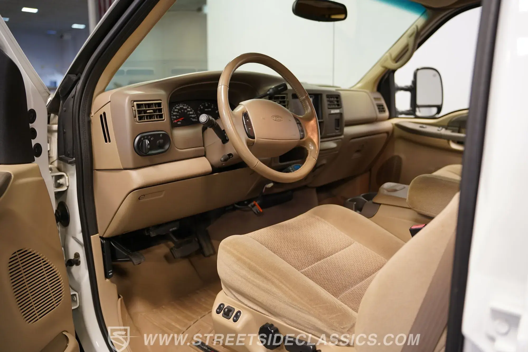 2002 Ford Excursion XLT 4×4