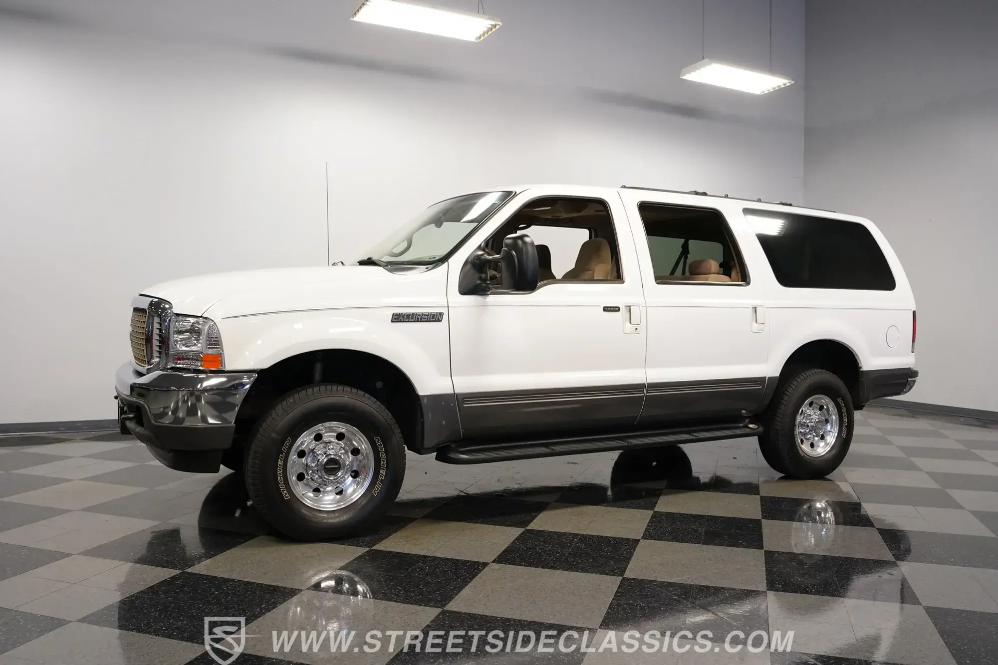 2002 Ford Excursion XLT 4×4 - 3