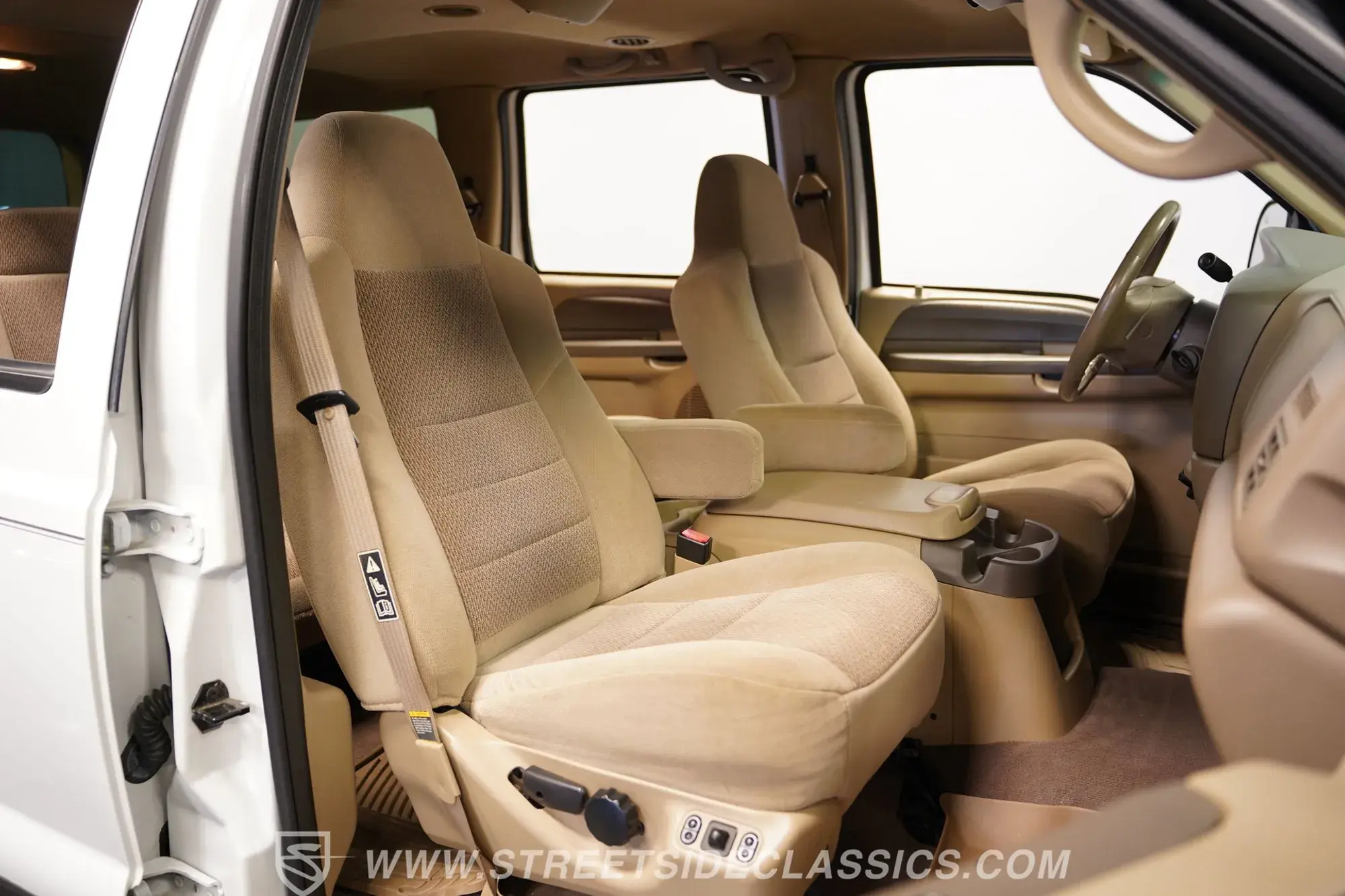 2002 Ford Excursion XLT 4×4