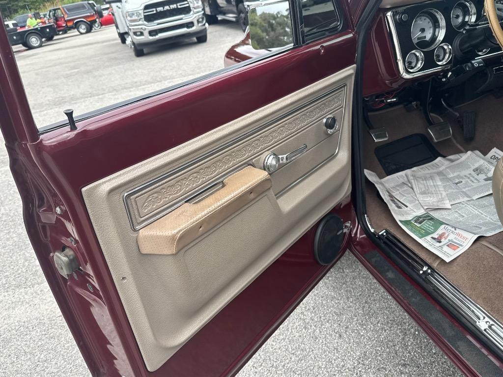 Restored 1972 Chevrolet Surburban